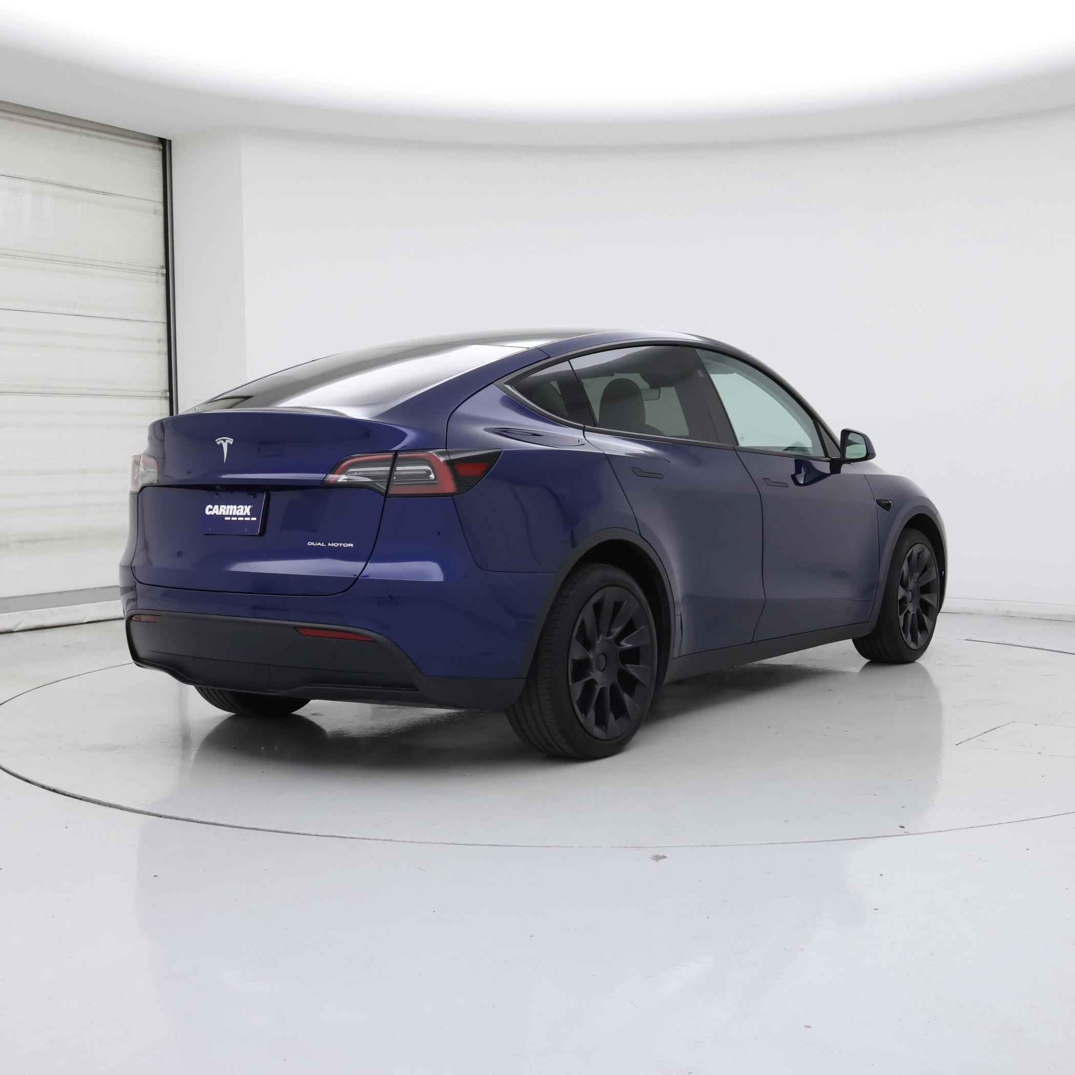 Thumbnail: 2023 Tesla Model Y - 8