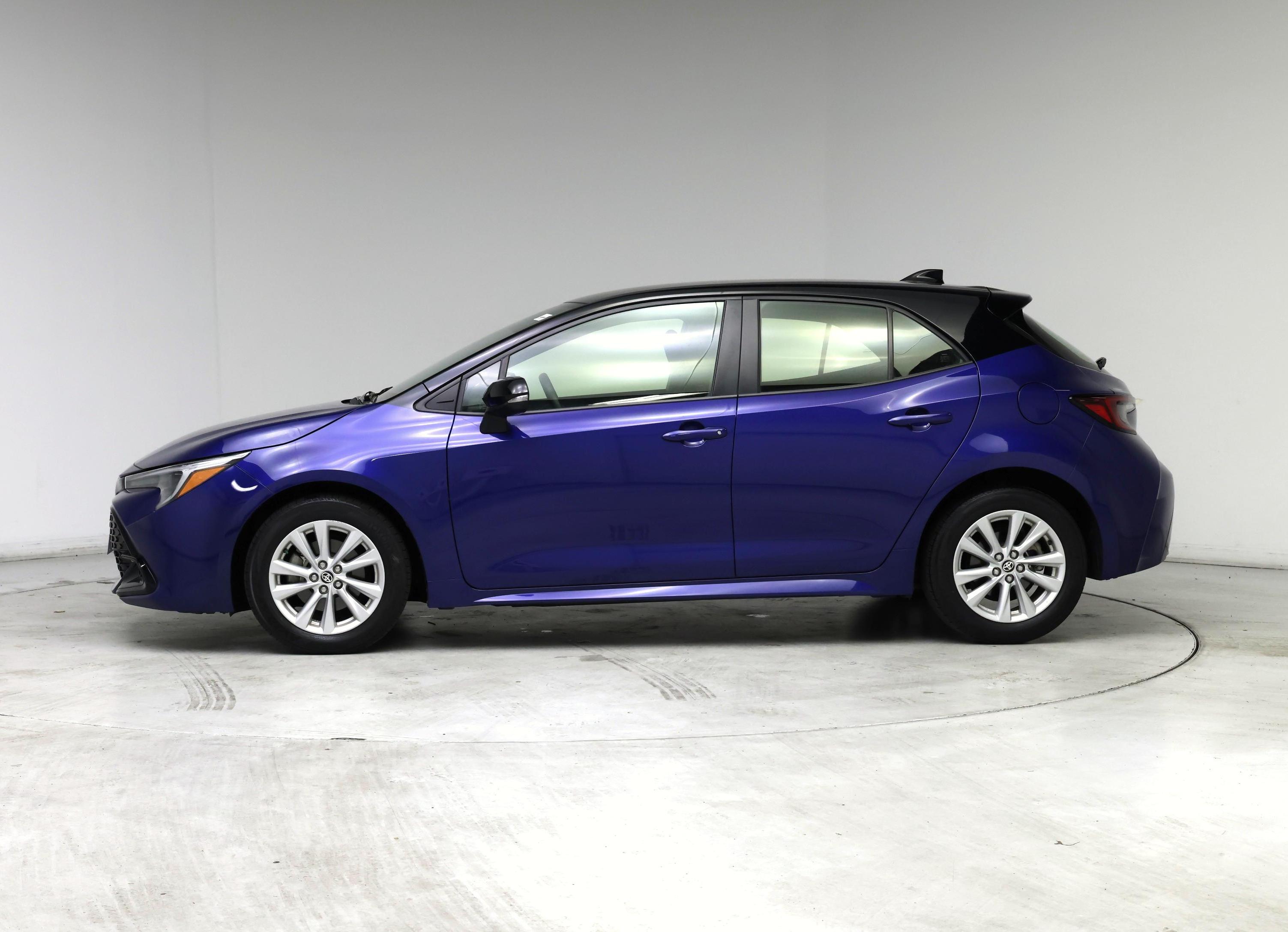 Thumbnail: 2023 Toyota Corolla - 3