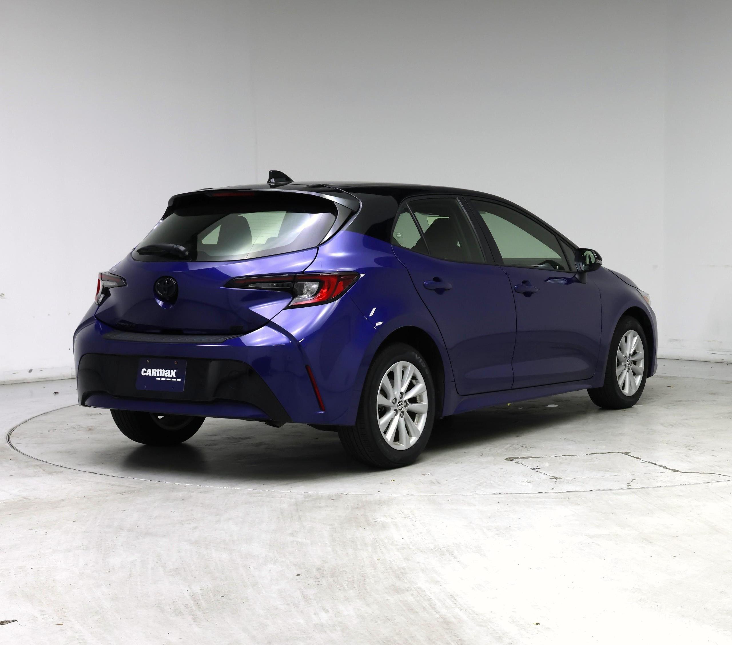 Thumbnail: 2023 Toyota Corolla - 8