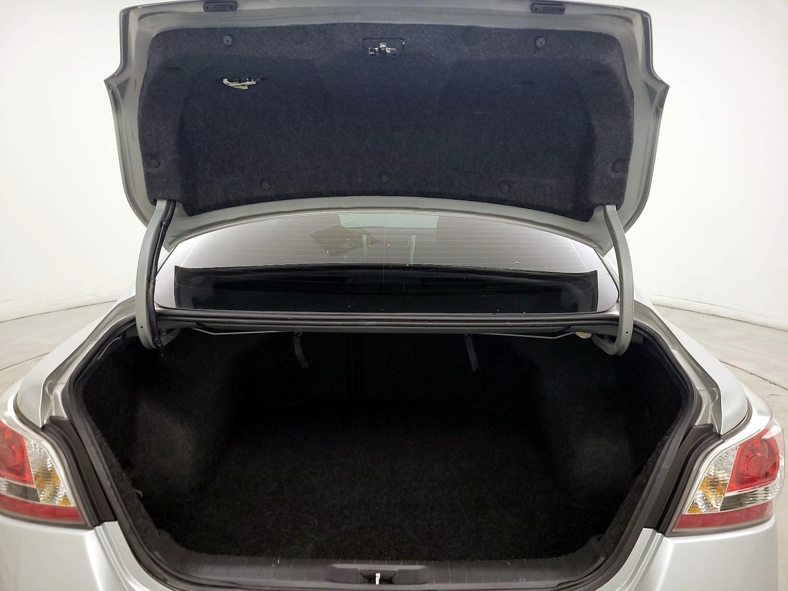 2014 Nissan Altima S - Photo 19
