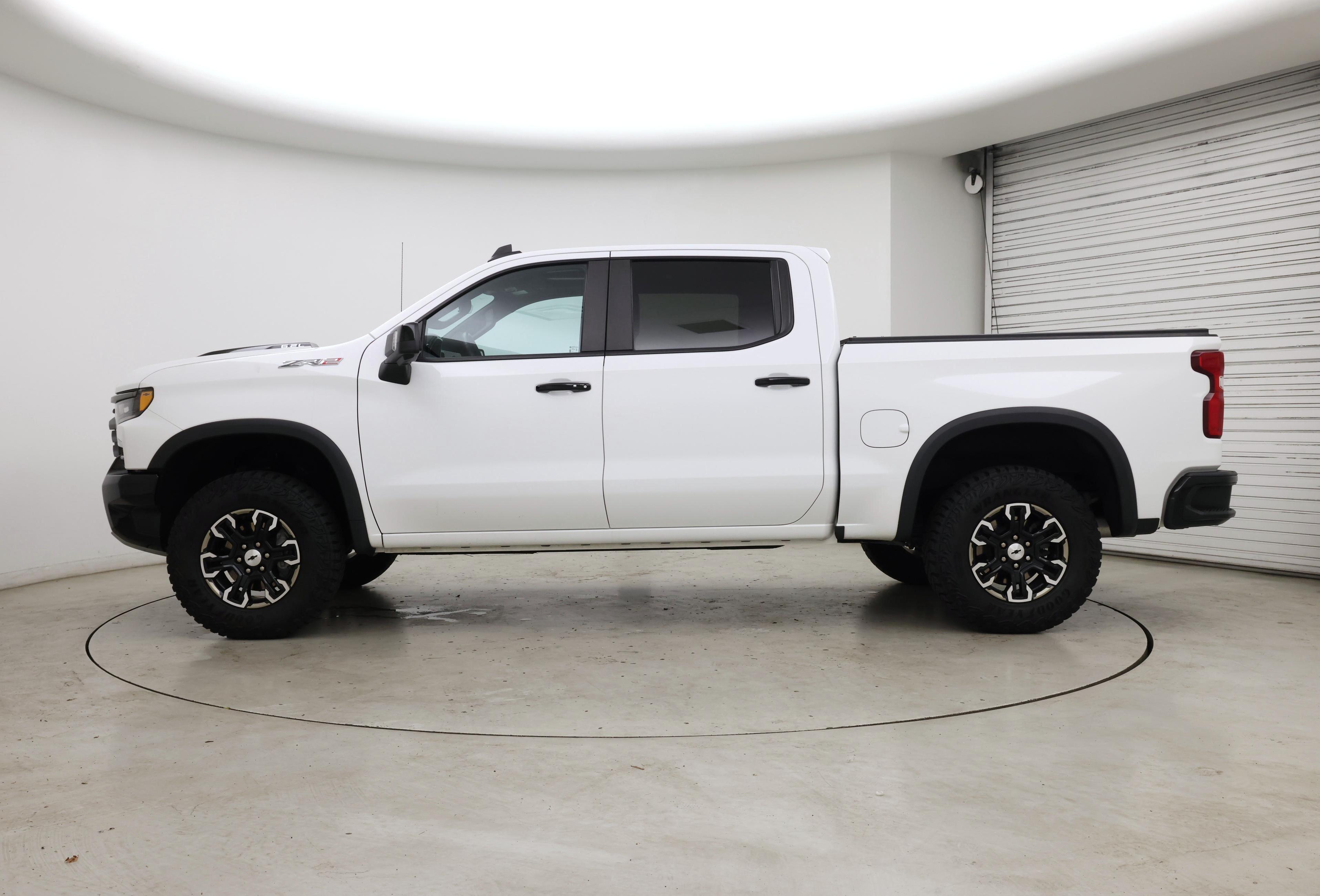 Thumbnail: 2023 Chevrolet Silverado 1500 - 3
