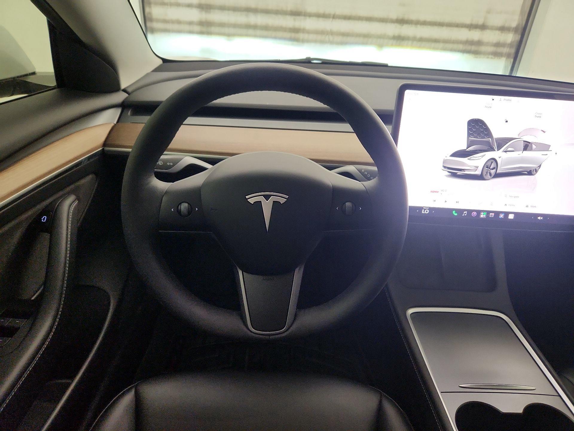 Thumbnail: 2023 Tesla Model 3 - 10