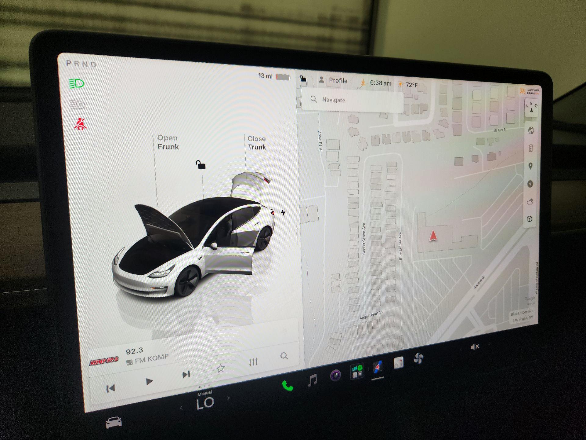Thumbnail: 2023 Tesla Model 3 - 14