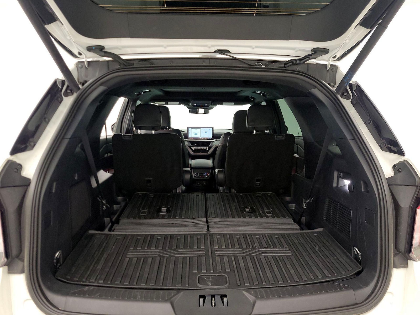 2025 Ford Explorer ST-LINE - Photo 25