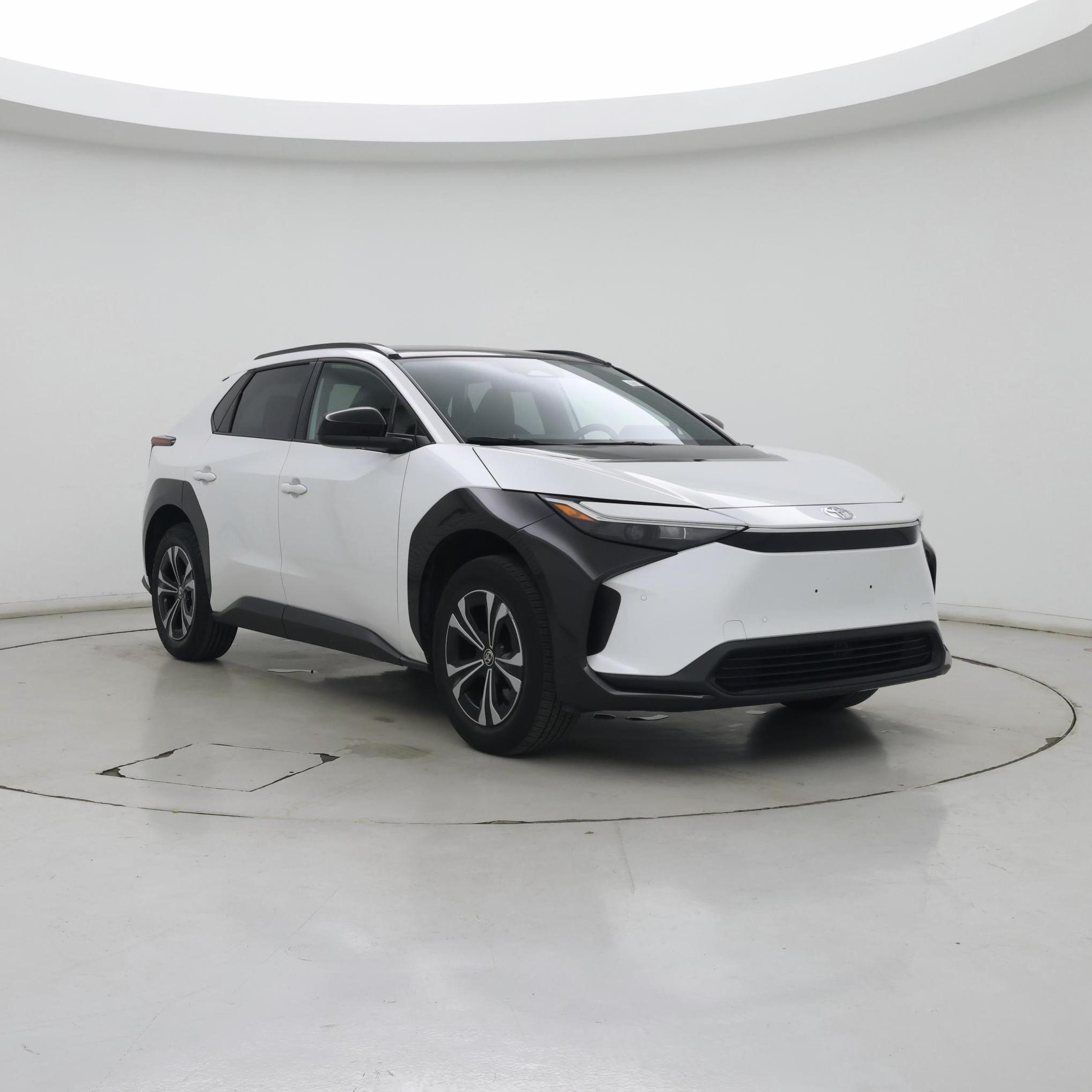 White 2023 Toyota bZ4X XLE AWD SUV / Crossover All-Wheel Drive Automatic