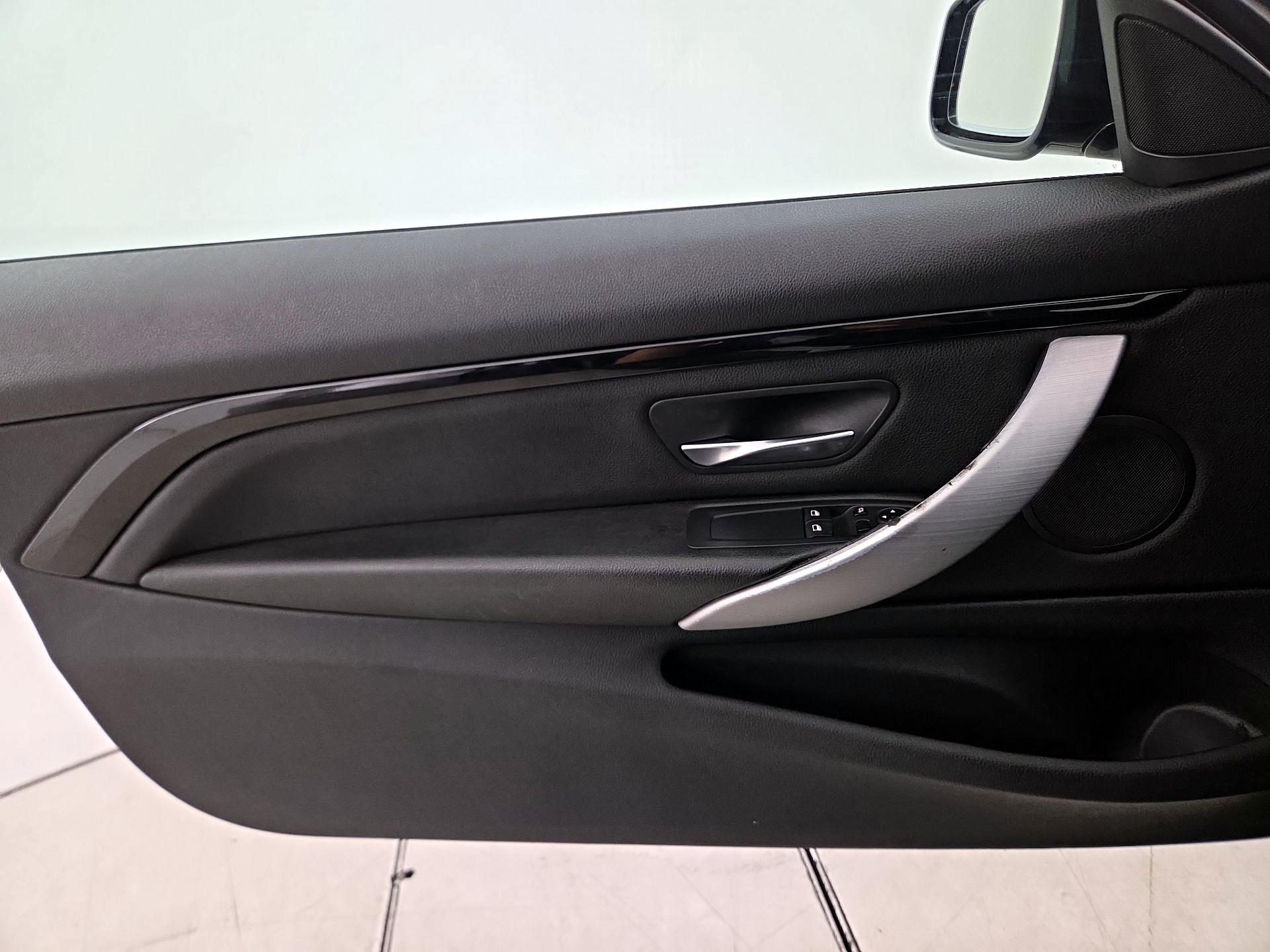 Thumbnail: 2017 BMW 4 Series - 12