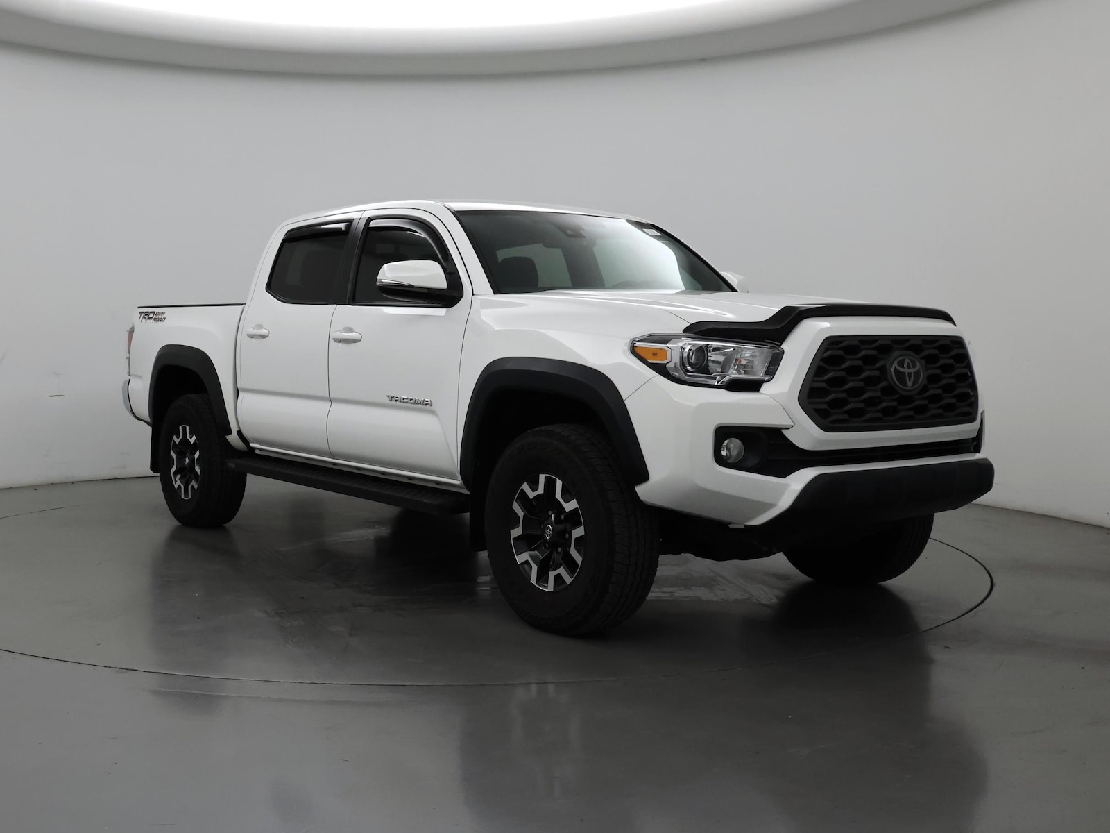 2023 Toyota Tacoma SR5 - Photo 2