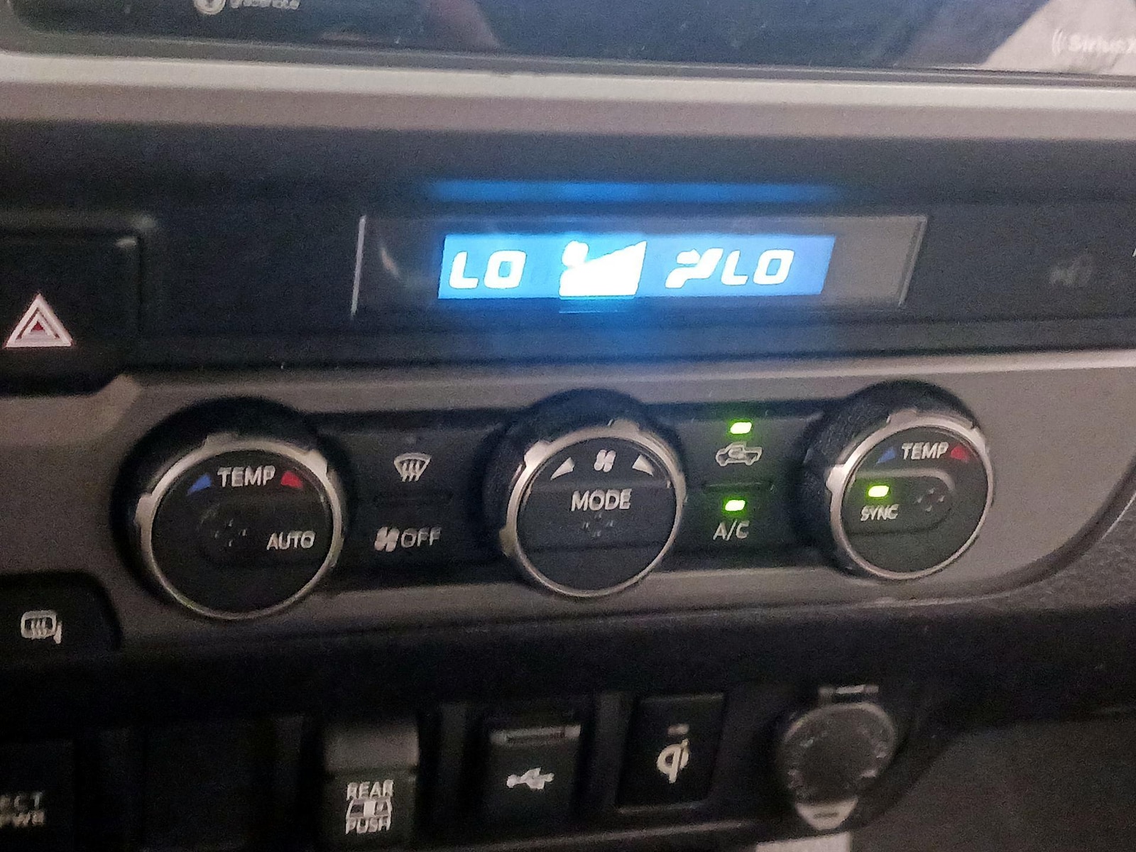 2023 Toyota Tacoma SR5 - Photo 17