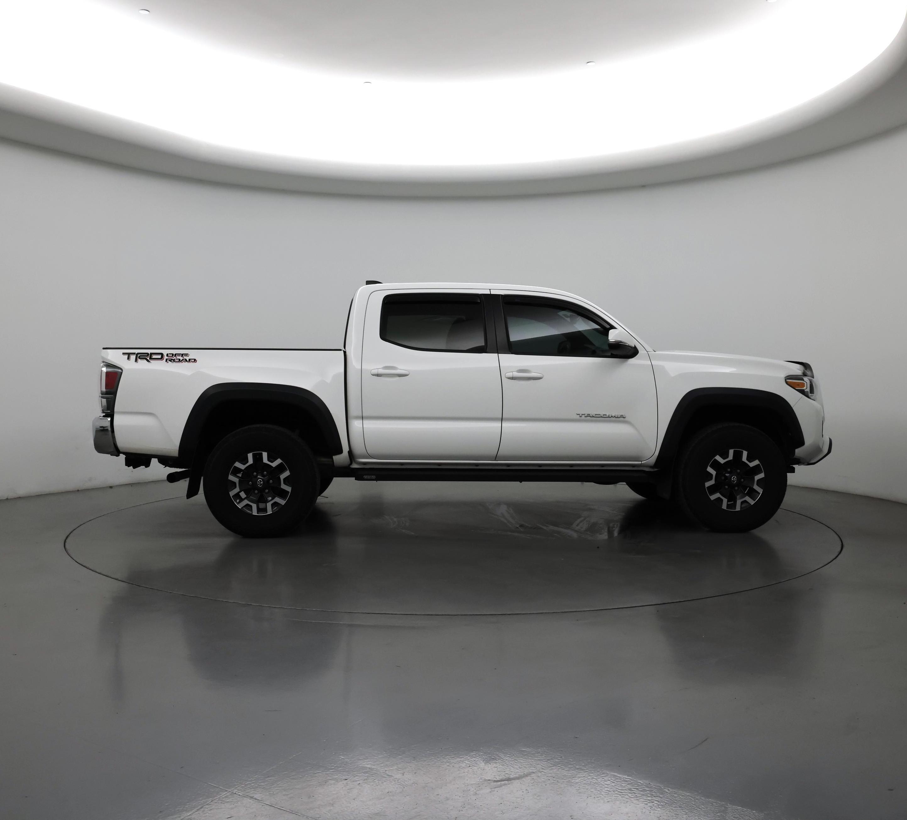 Thumbnail: 2023 Toyota Tacoma - 7
