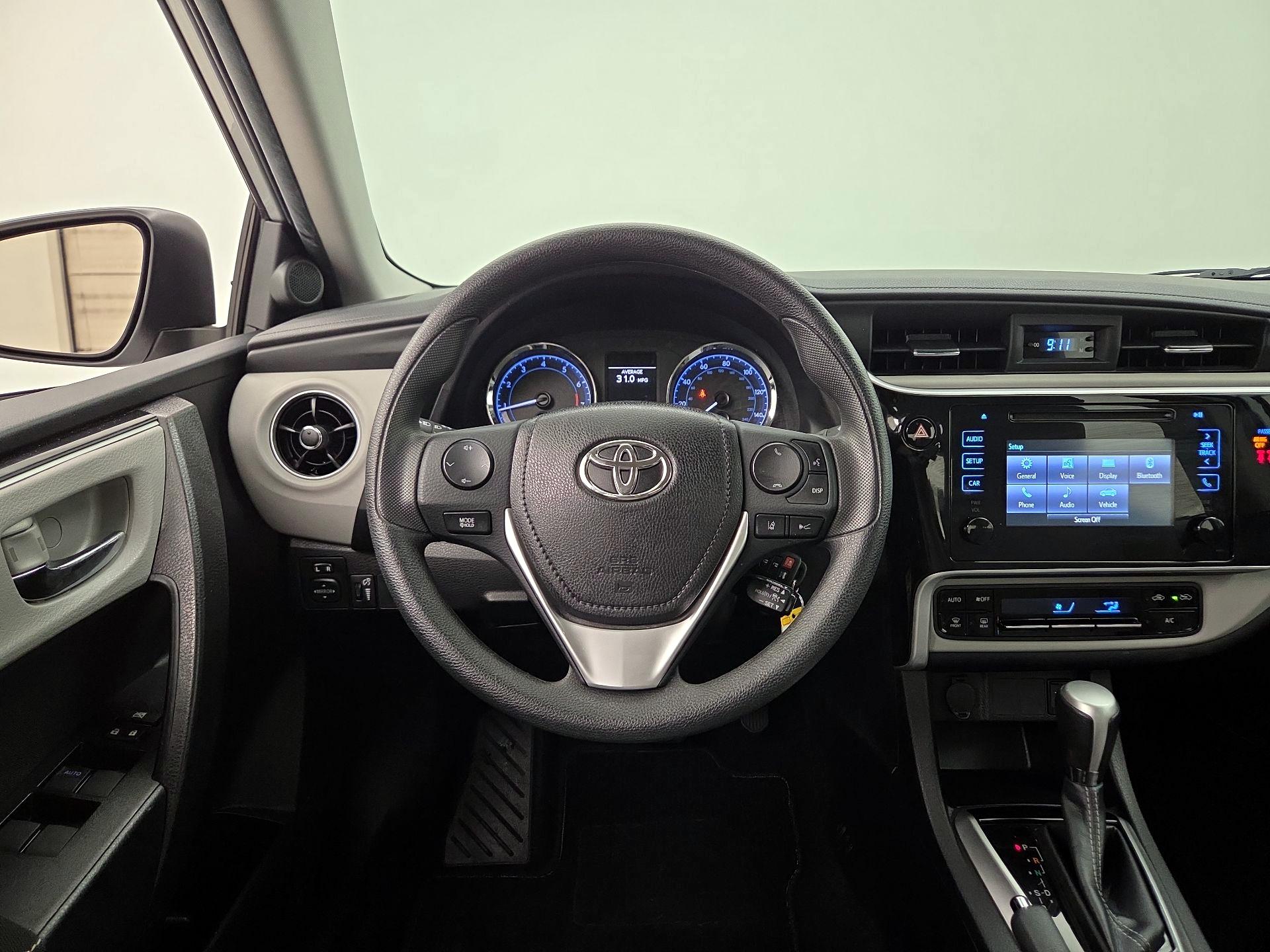 Thumbnail: 2019 Toyota Corolla - 10
