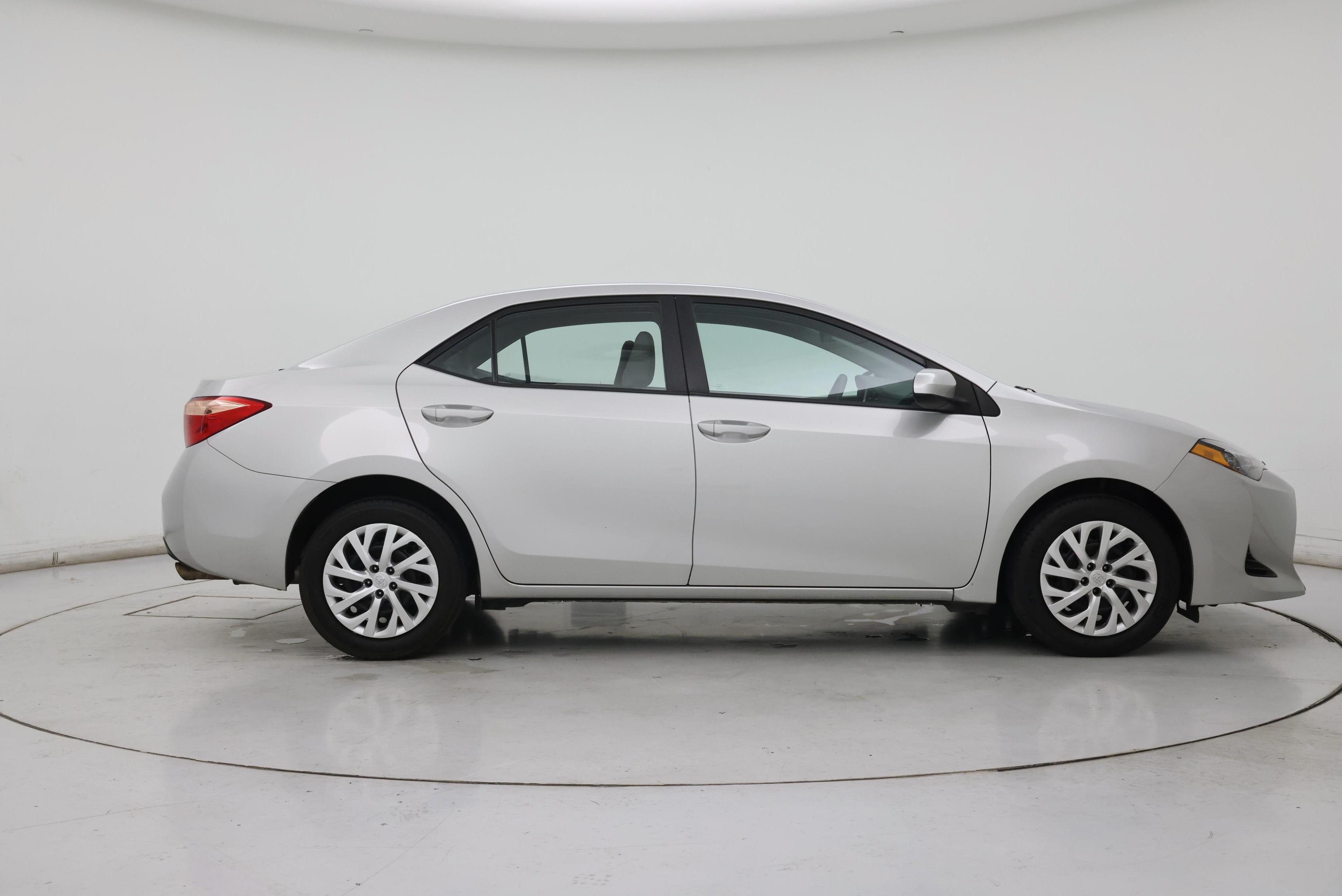 Thumbnail: 2019 Toyota Corolla - 7