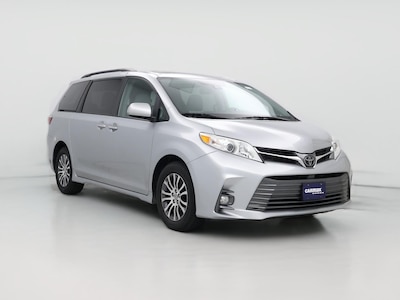 2020 Toyota Sienna XLE