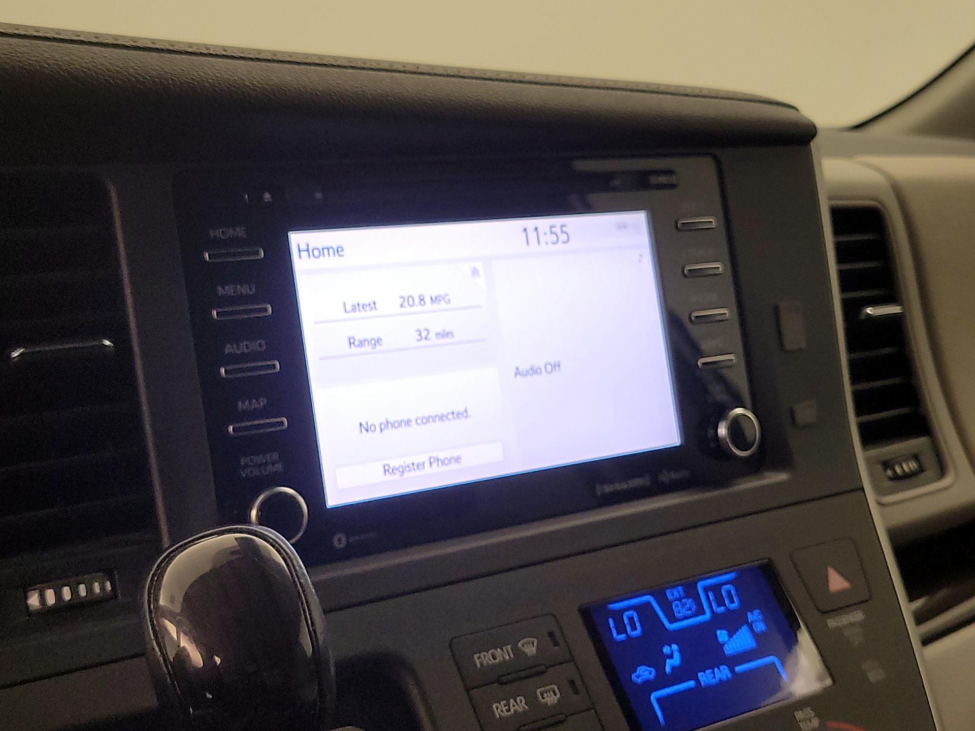 Thumbnail: 2020 Toyota Sienna - 15
