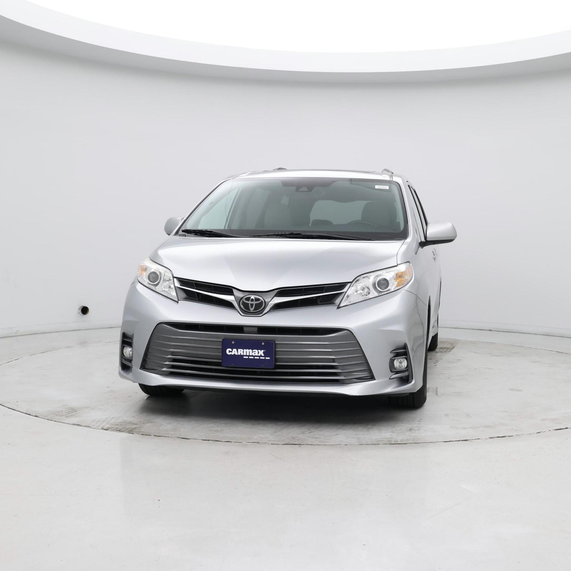 Thumbnail: 2020 Toyota Sienna - 4