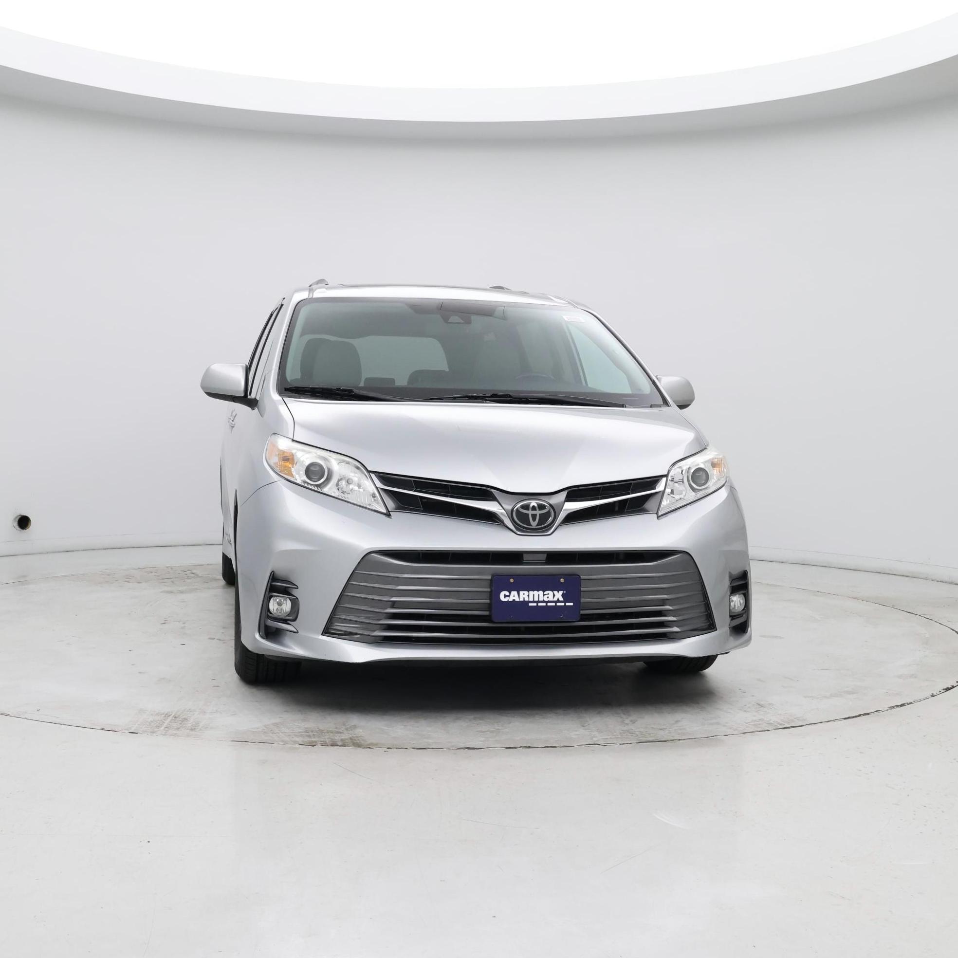Thumbnail: 2020 Toyota Sienna - 5