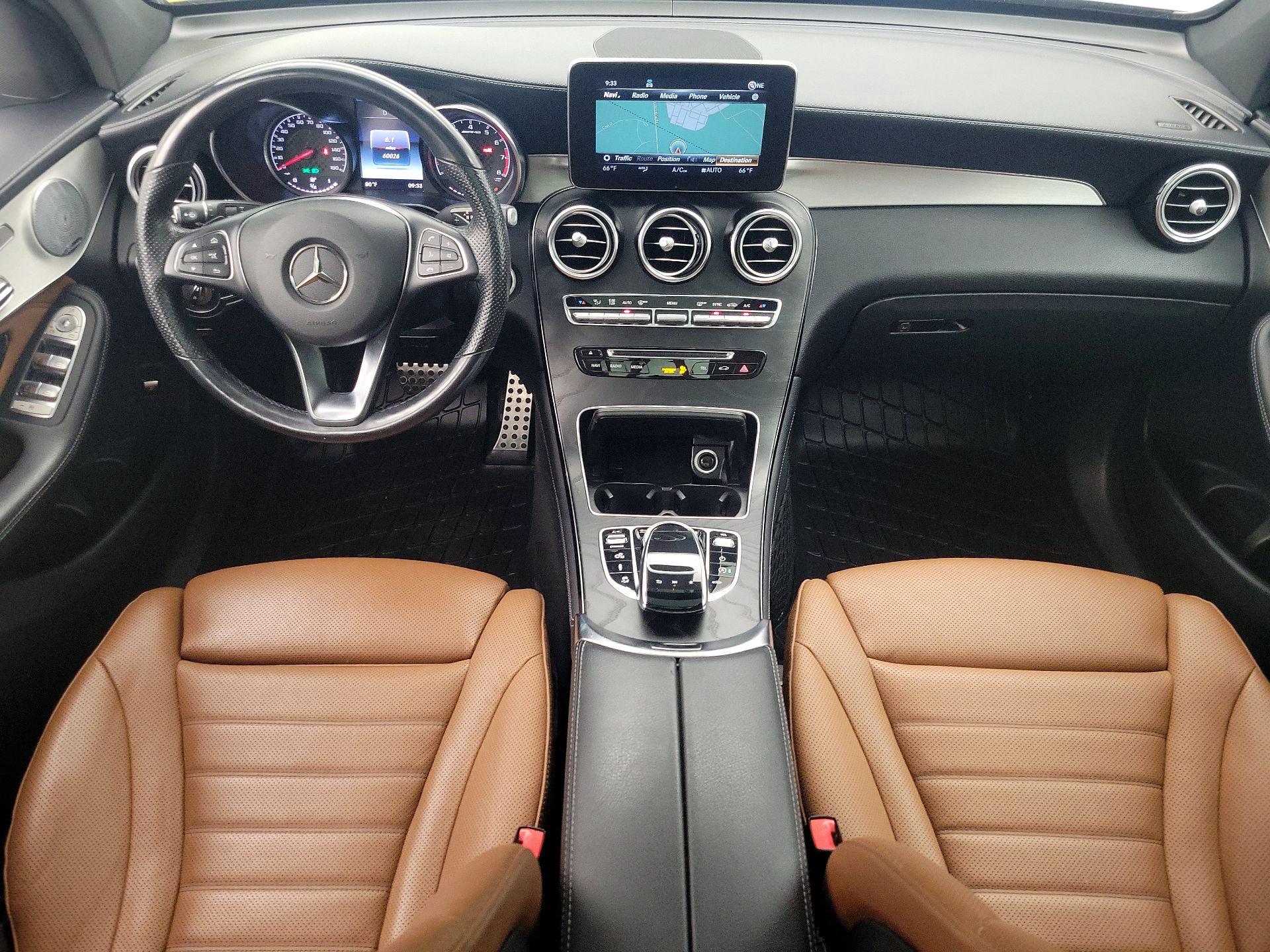 Thumbnail: 2019 Mercedes-Benz GLC - 9