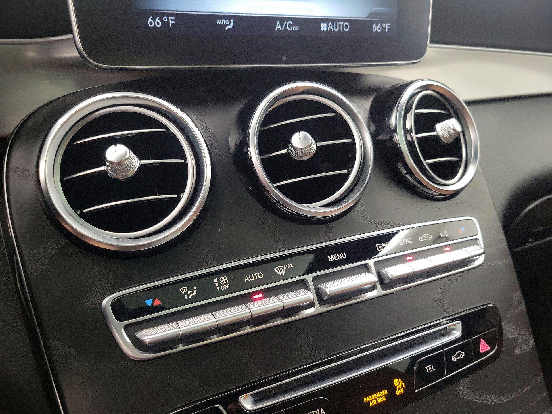 Thumbnail: 2019 Mercedes-Benz GLC - 17