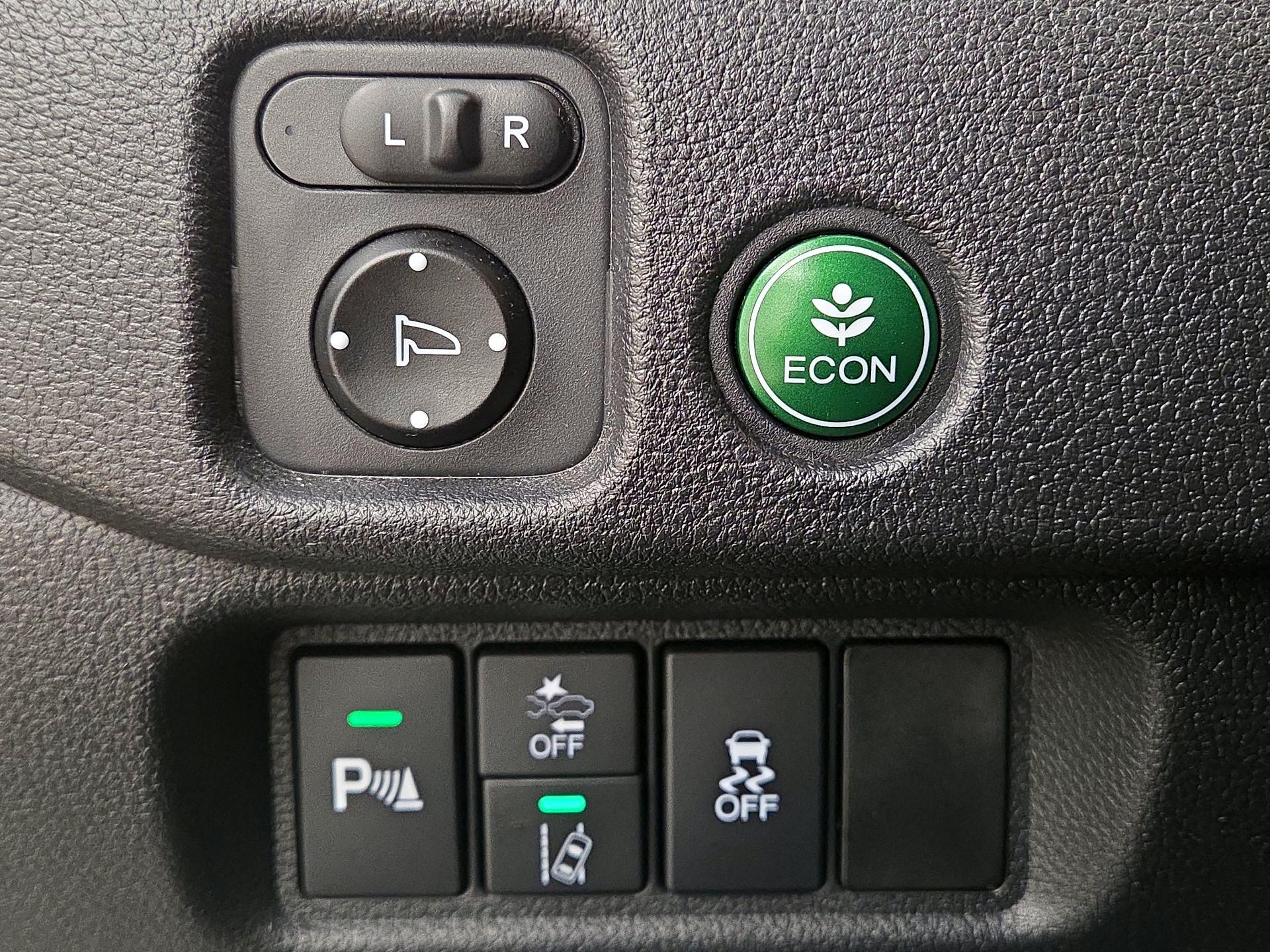 Thumbnail: 2019 Honda Pilot - 13