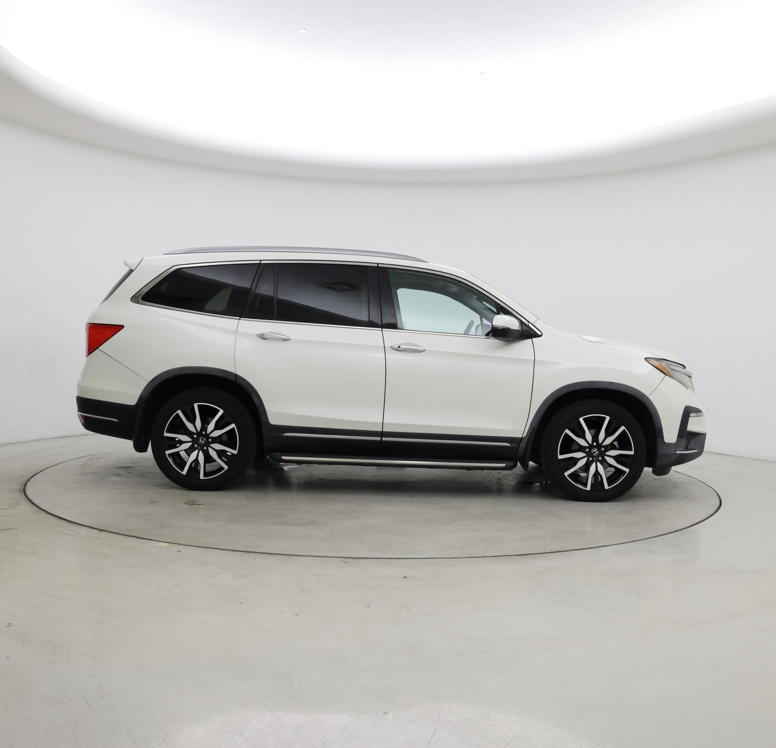 Thumbnail: 2019 Honda Pilot - 7