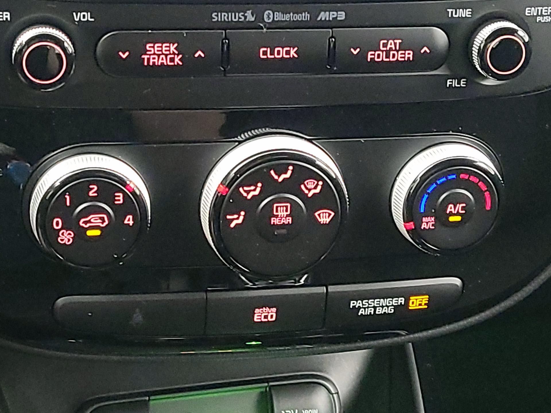 Thumbnail: 2016 Kia Soul - 16