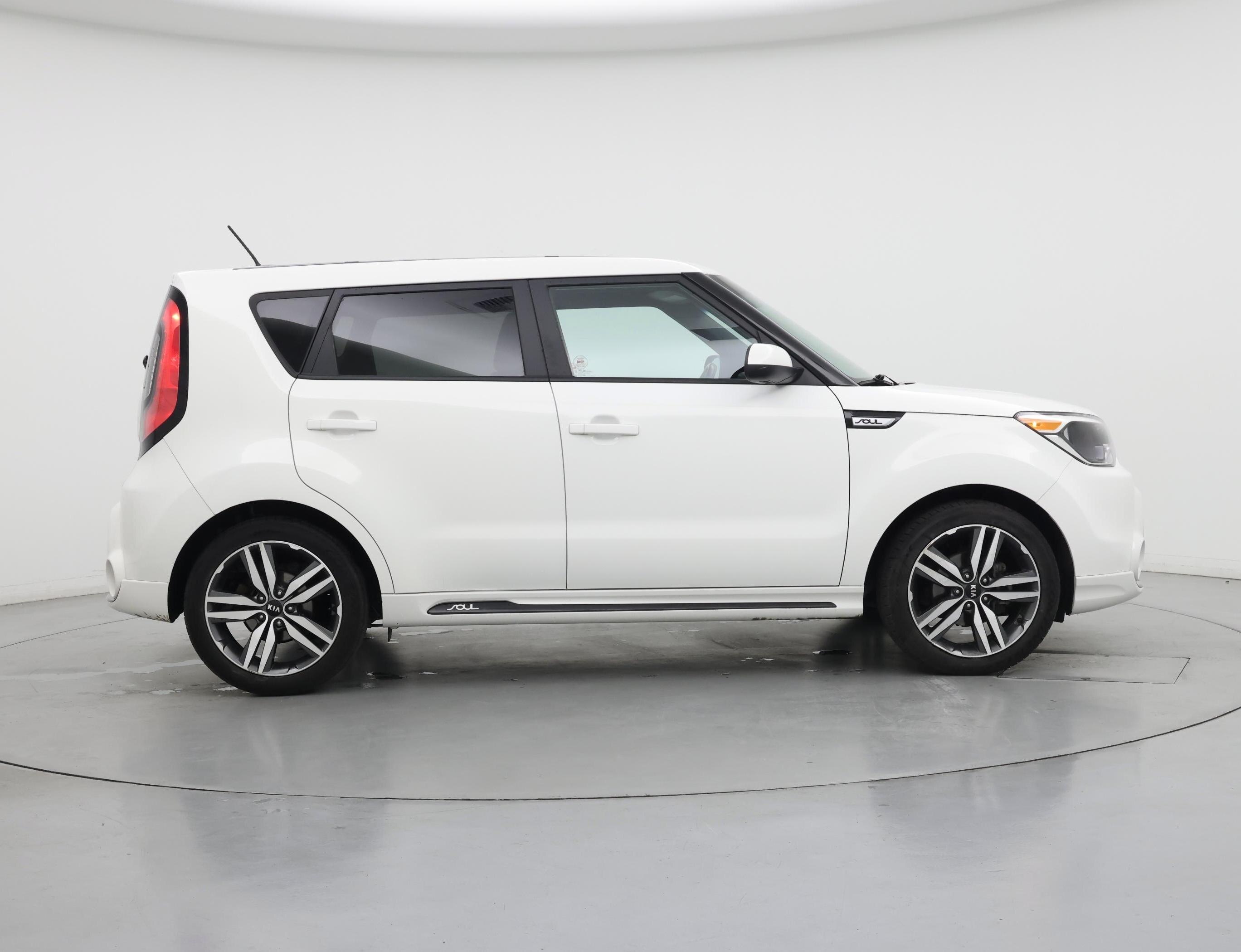 Thumbnail: 2016 Kia Soul - 7
