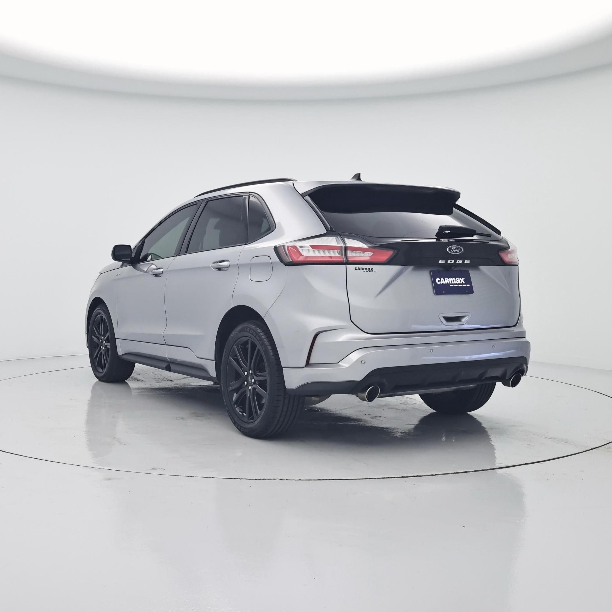 Thumbnail: 2021 Ford Edge - 2