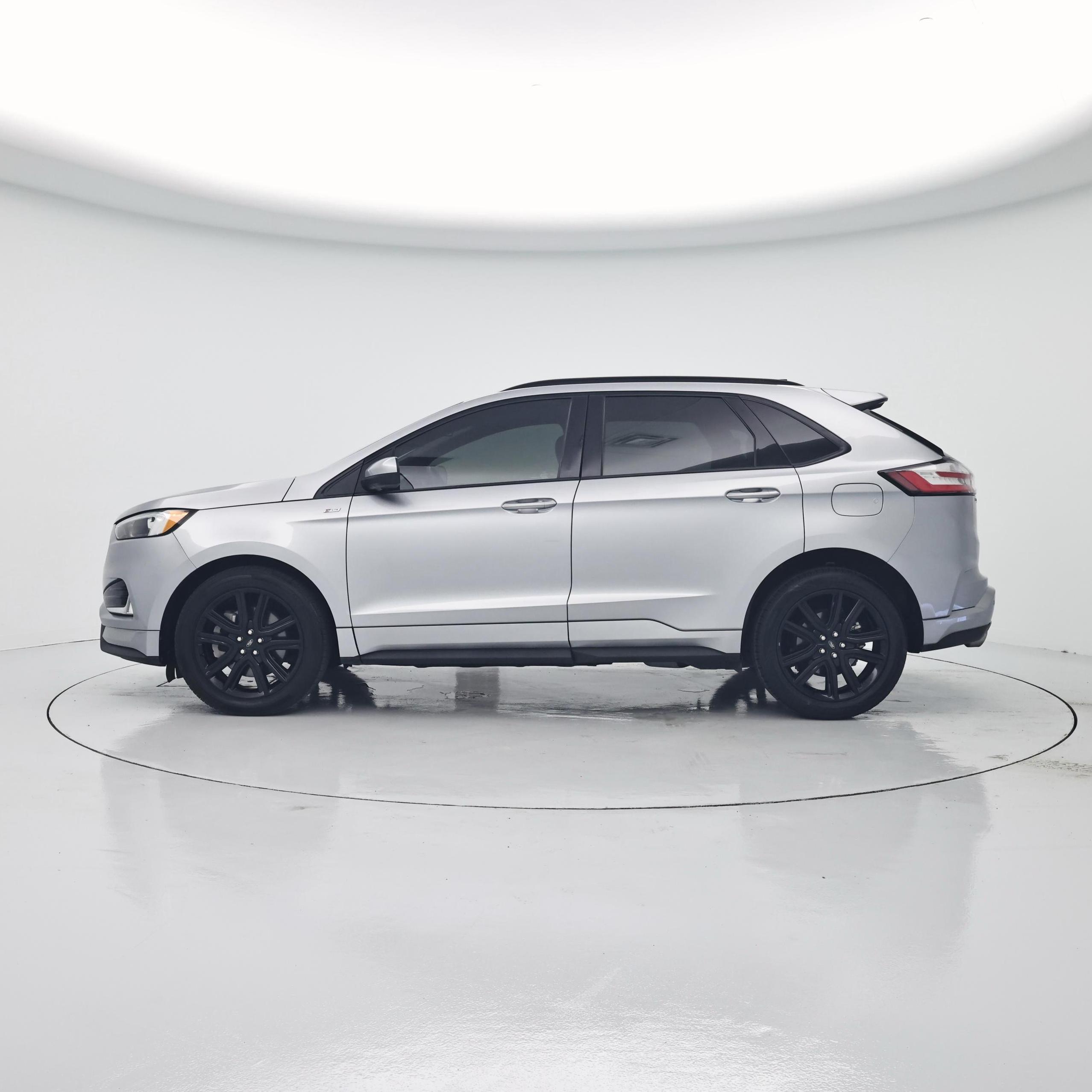 Thumbnail: 2021 Ford Edge - 3