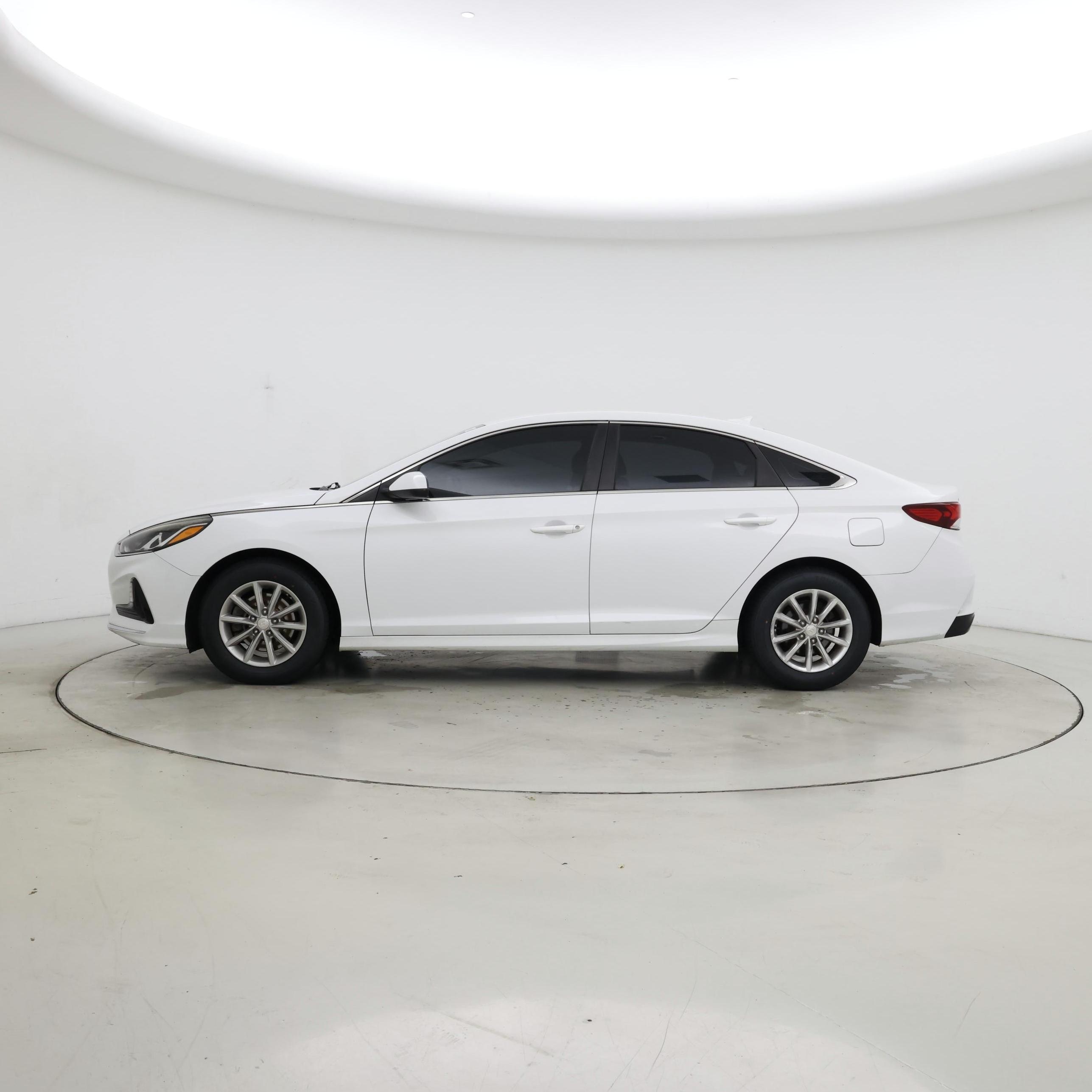 Thumbnail: 2018 Hyundai Sonata - 3