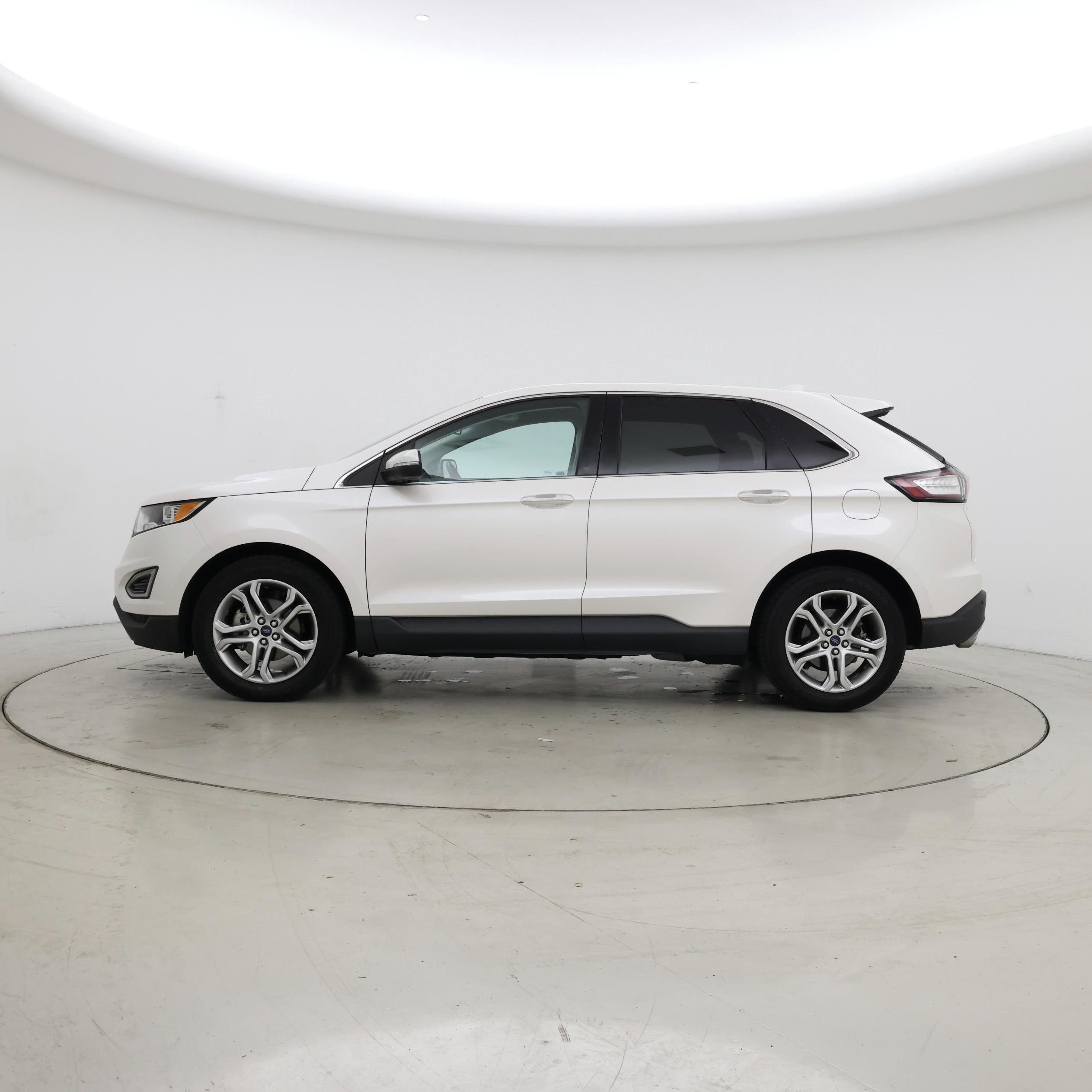 Thumbnail: 2015 Ford Edge - 3