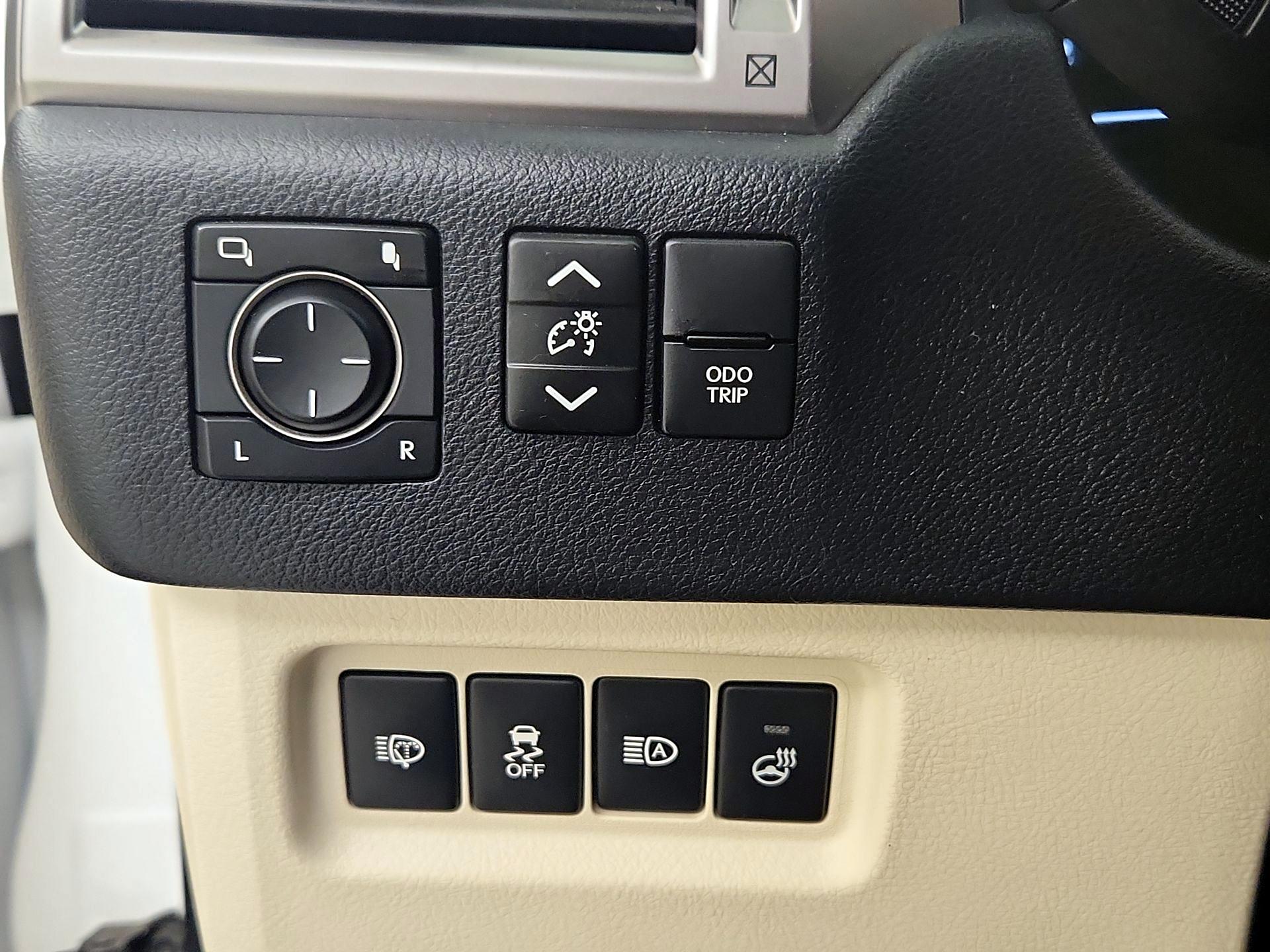 Thumbnail: 2022 Lexus GX - 13