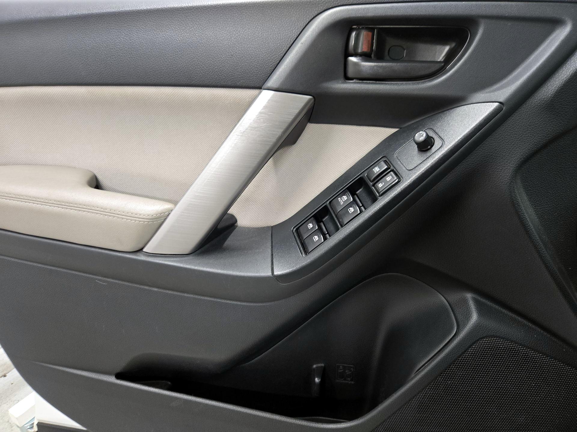 Thumbnail: 2016 Subaru Forester - 12