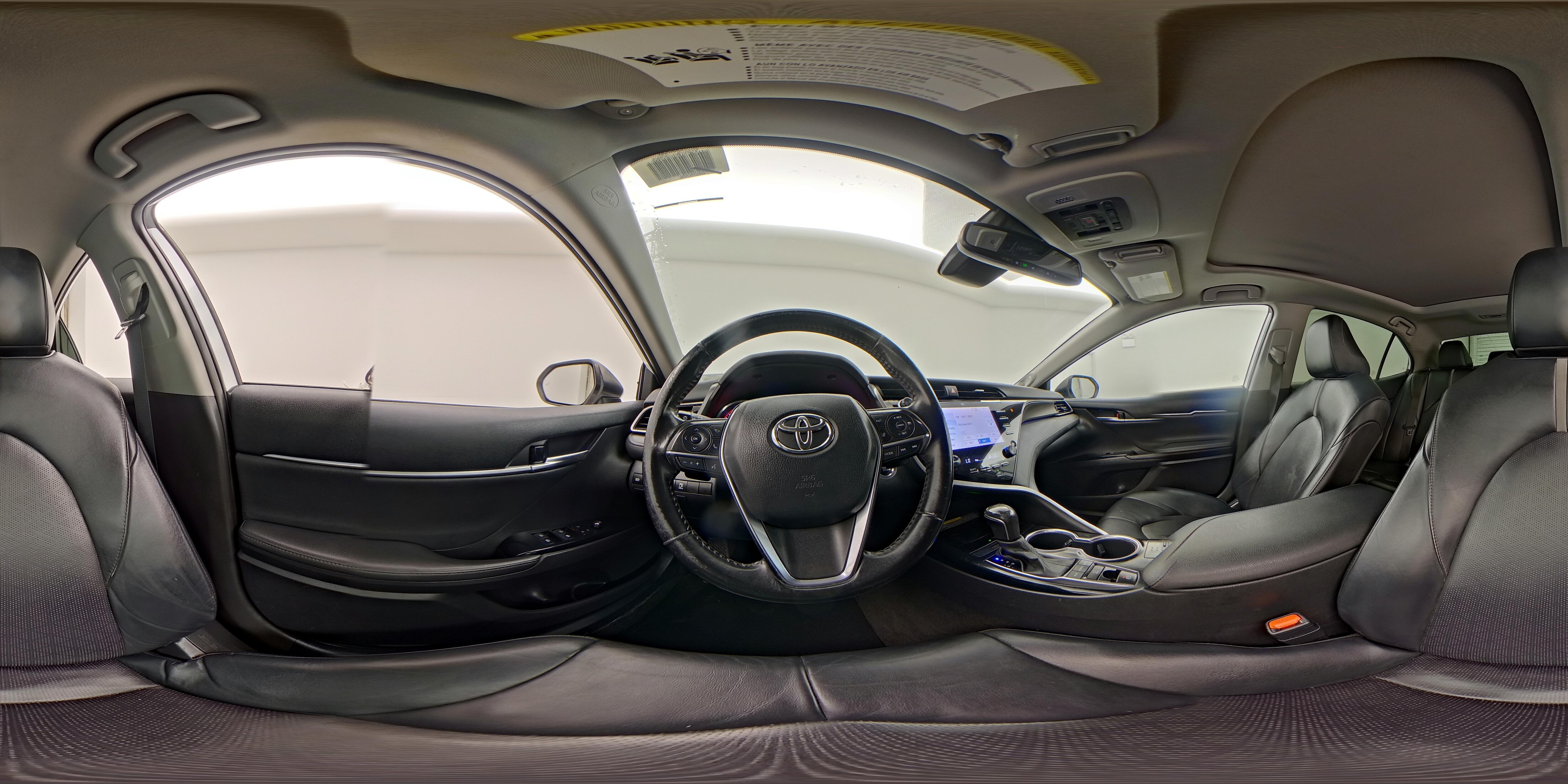 2020 Toyota Camry XSE - Photo 28