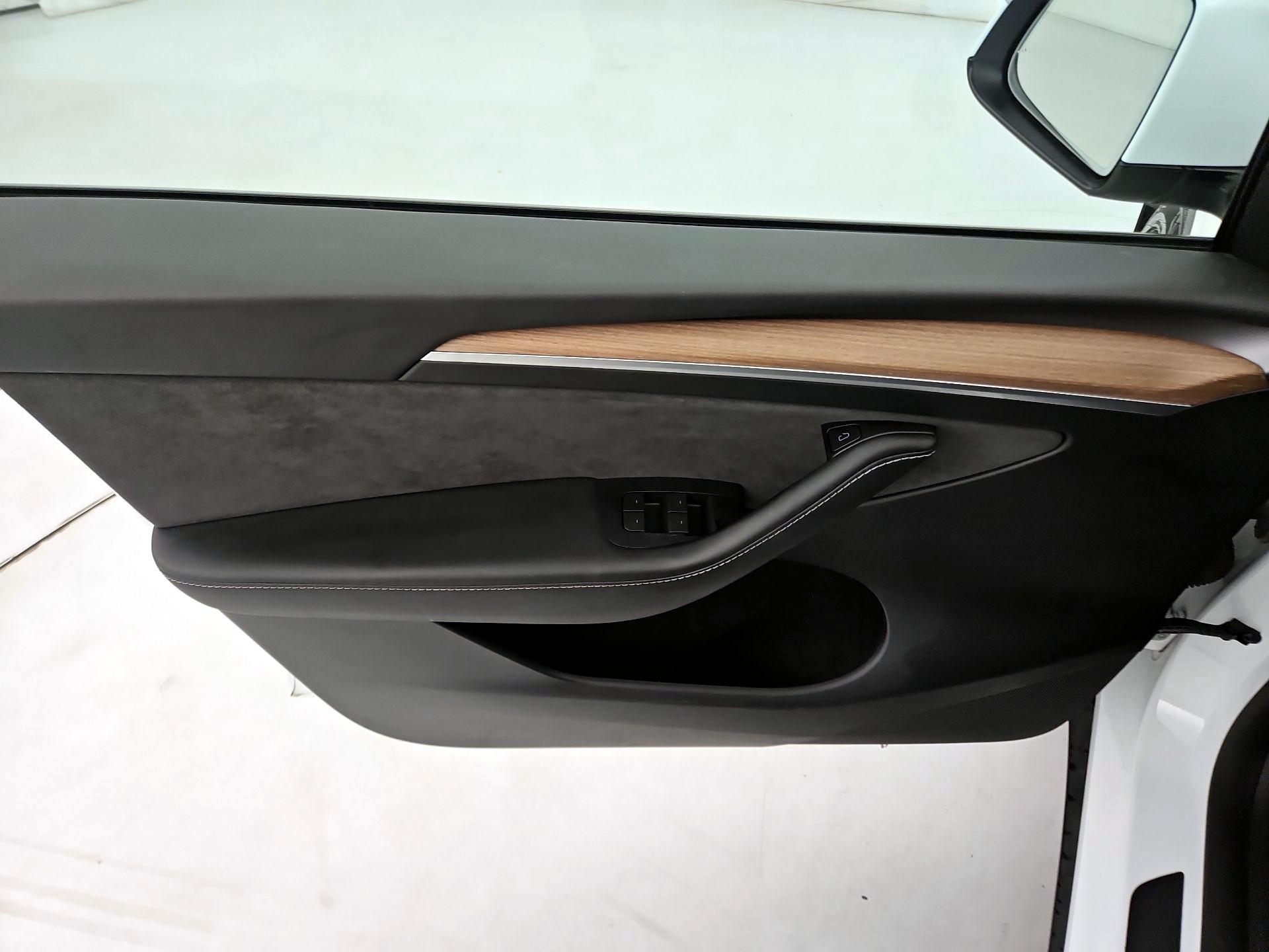 Thumbnail: 2024 Tesla Model Y - 12