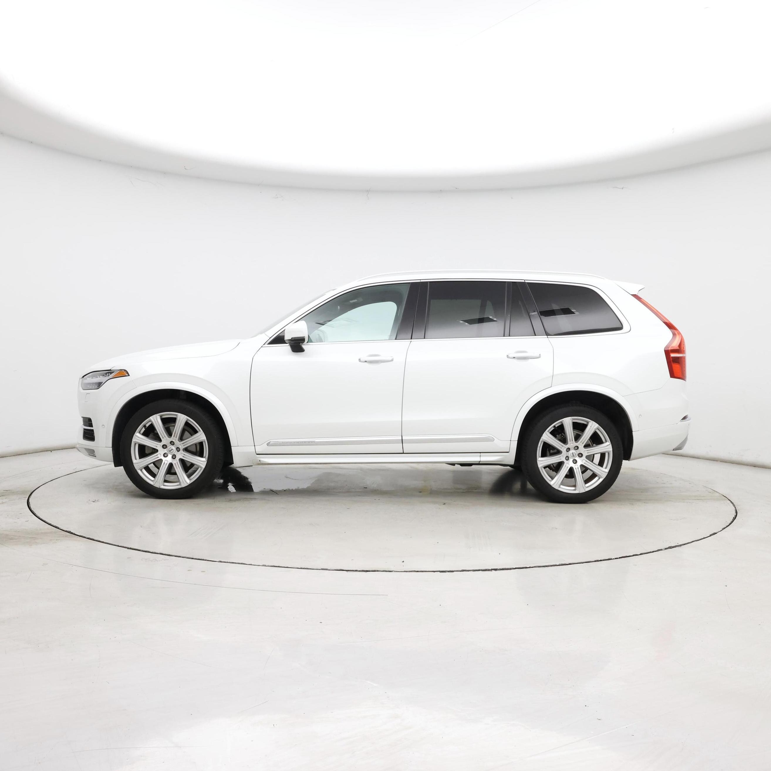 Thumbnail: 2018 Volvo XC90 - 3