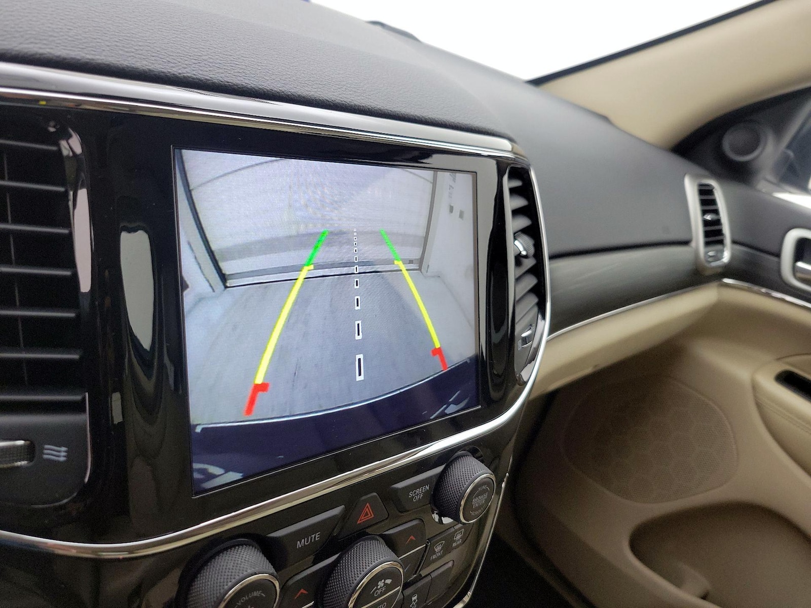 2020 Jeep Grand Cherokee Limited - Photo 16