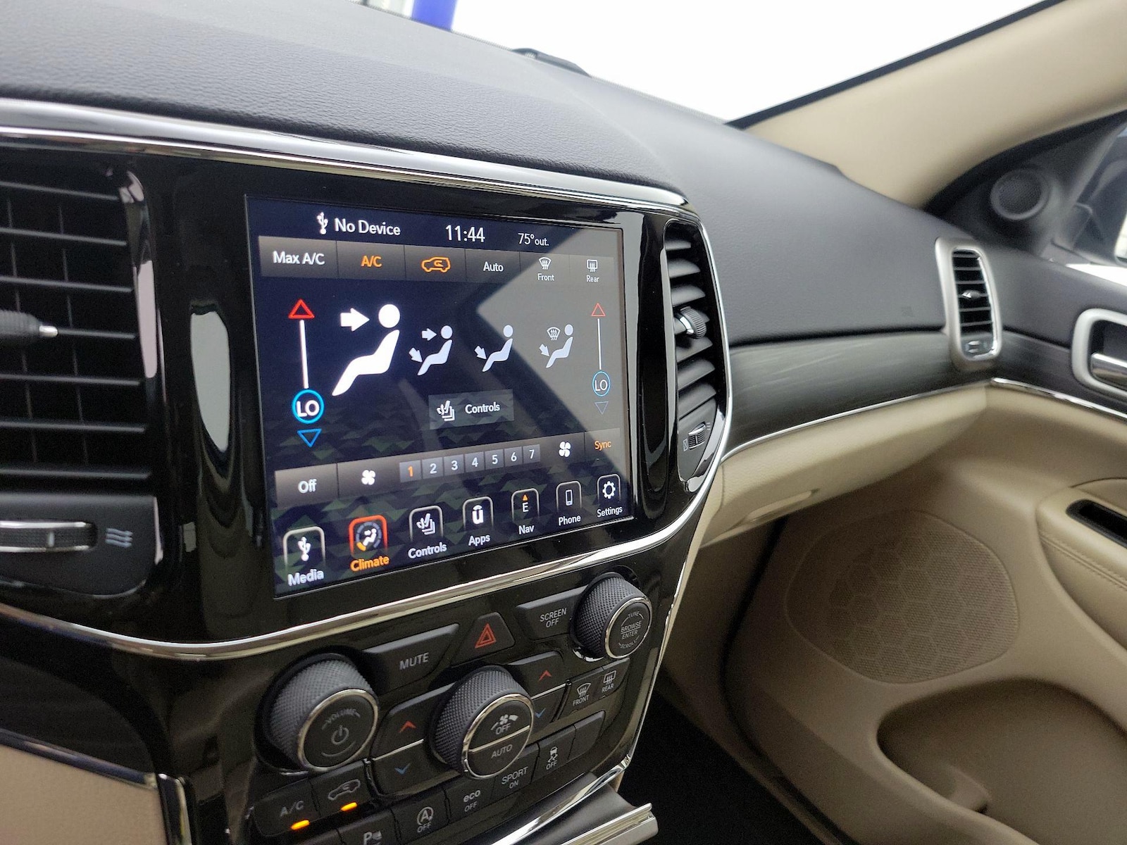 2020 Jeep Grand Cherokee Limited - Photo 18