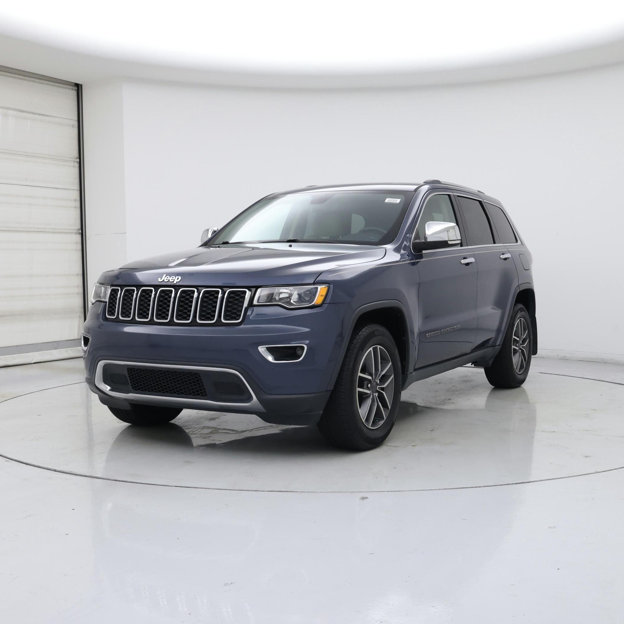 Thumbnail: 2020 Jeep Grand Cherokee - 4