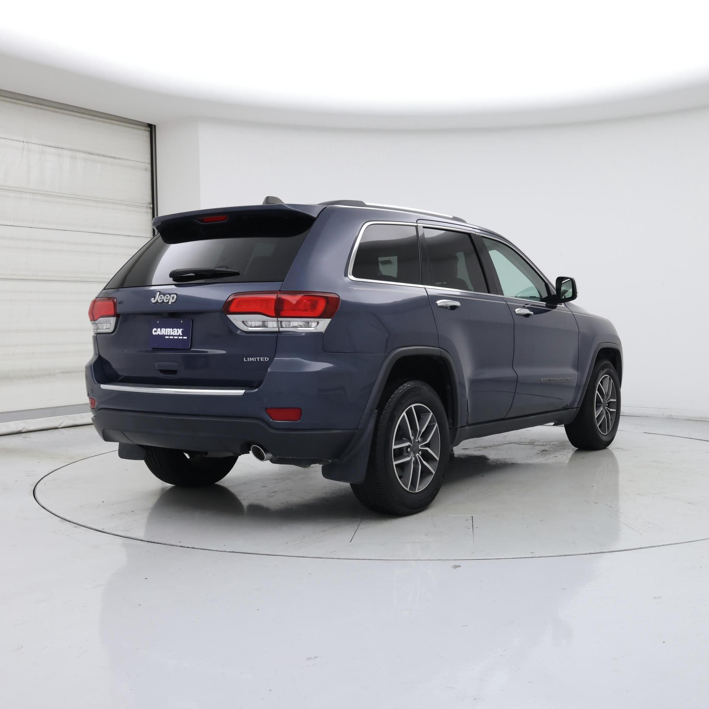 Thumbnail: 2020 Jeep Grand Cherokee - 8
