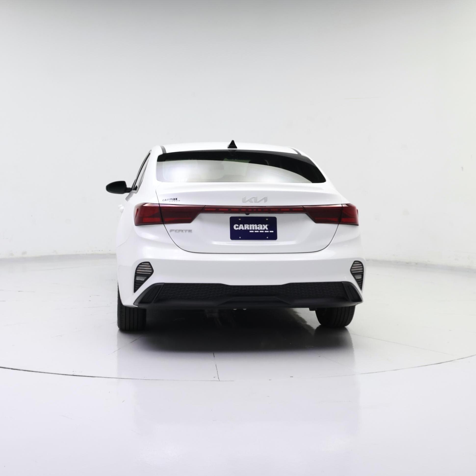 Thumbnail: 2024 Kia Forte - 6