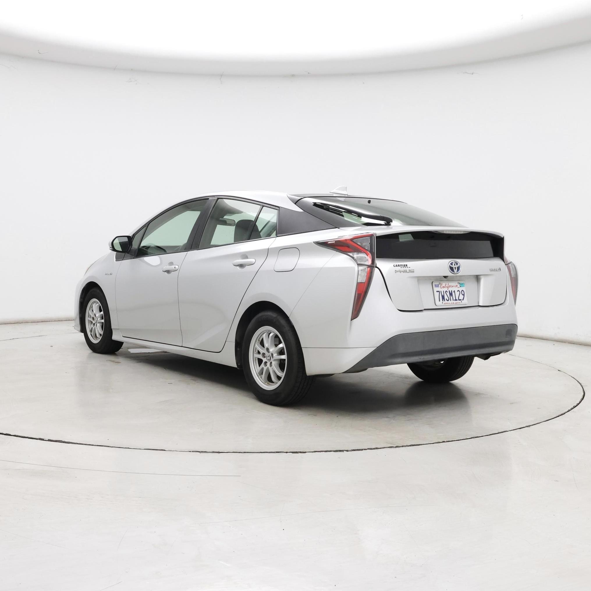 Thumbnail: 2017 Toyota Prius - 2