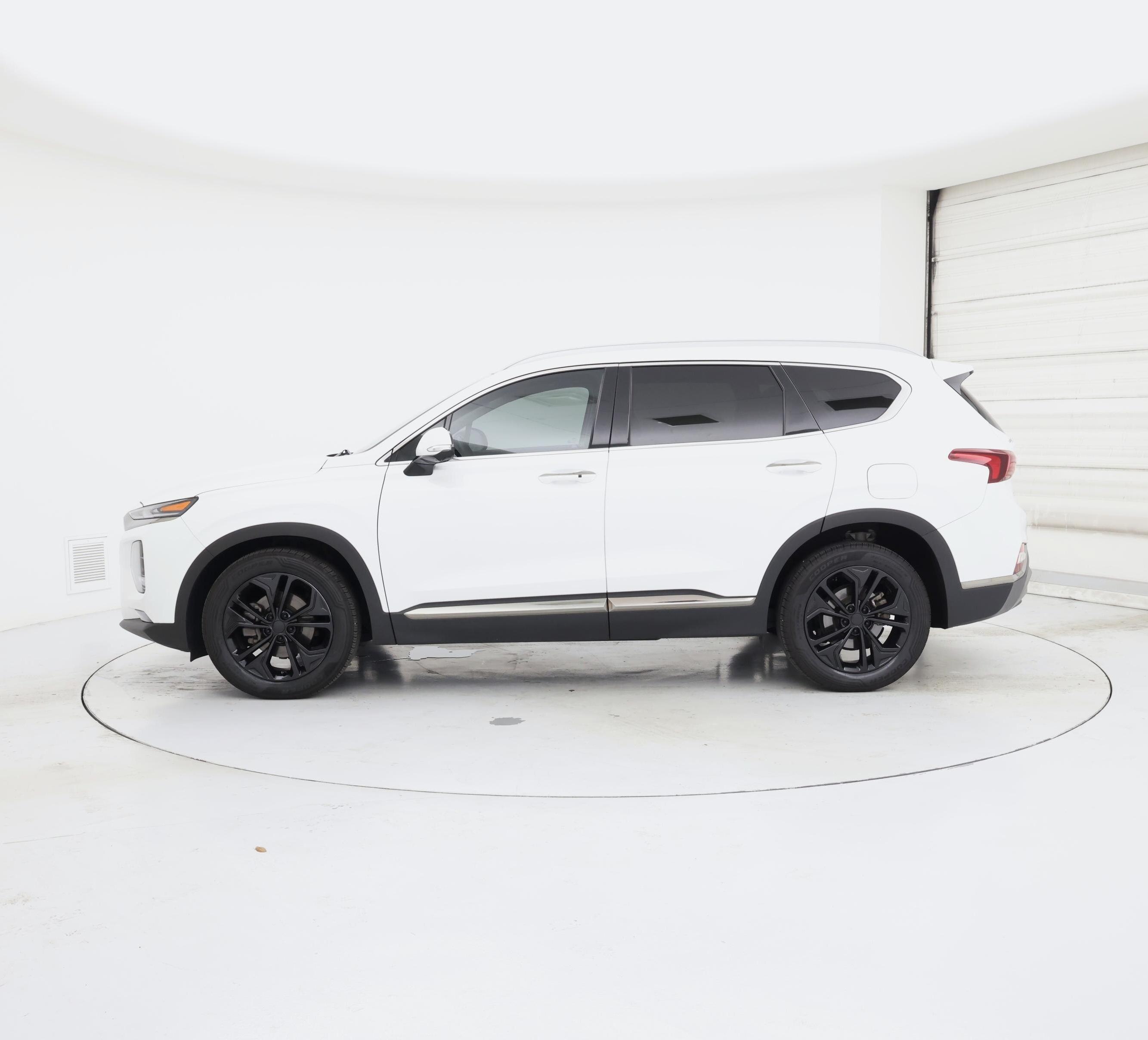 Thumbnail: 2020 Hyundai Santa Fe - 3