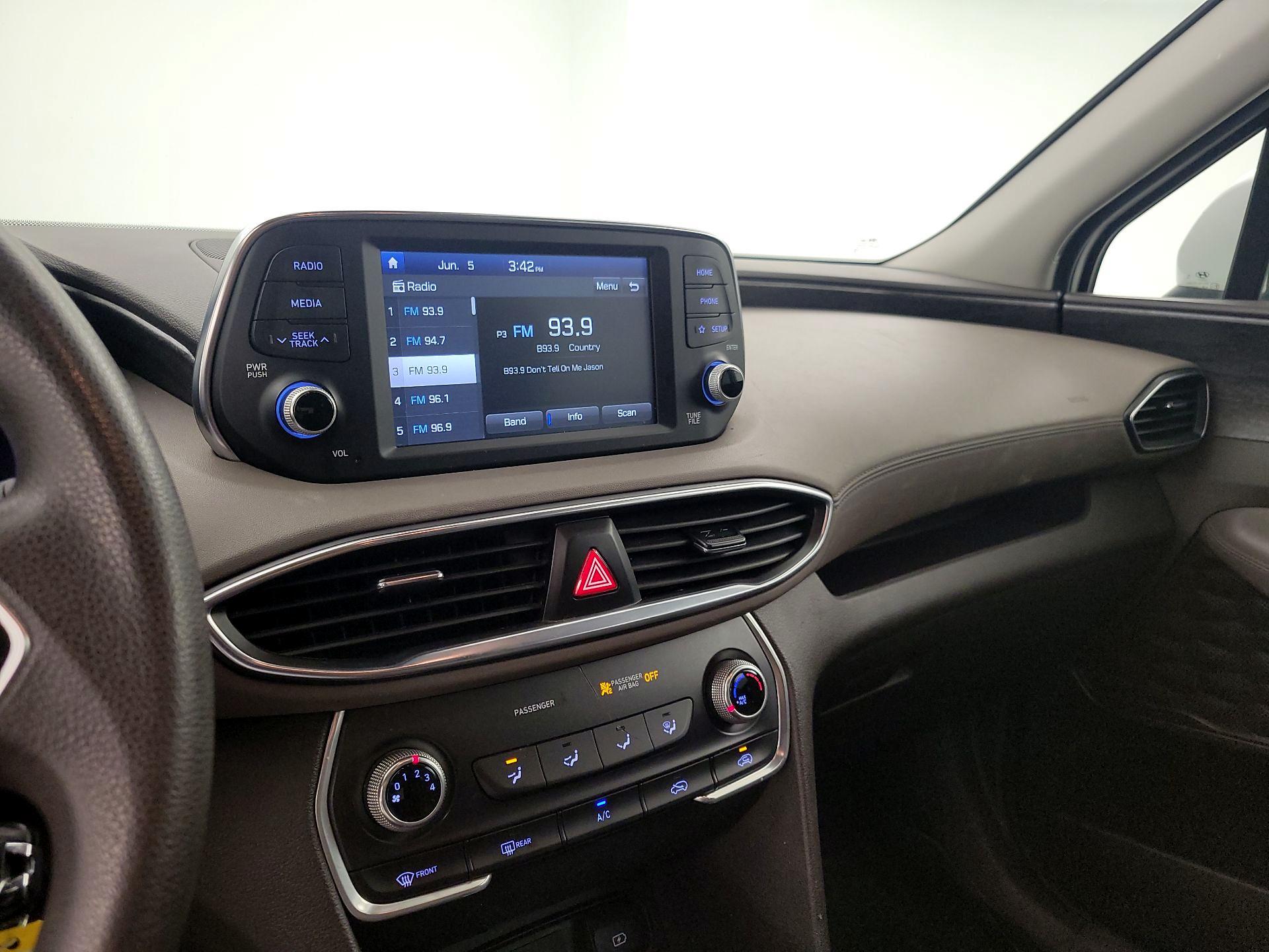 Thumbnail: 2019 Hyundai Santa Fe - 15