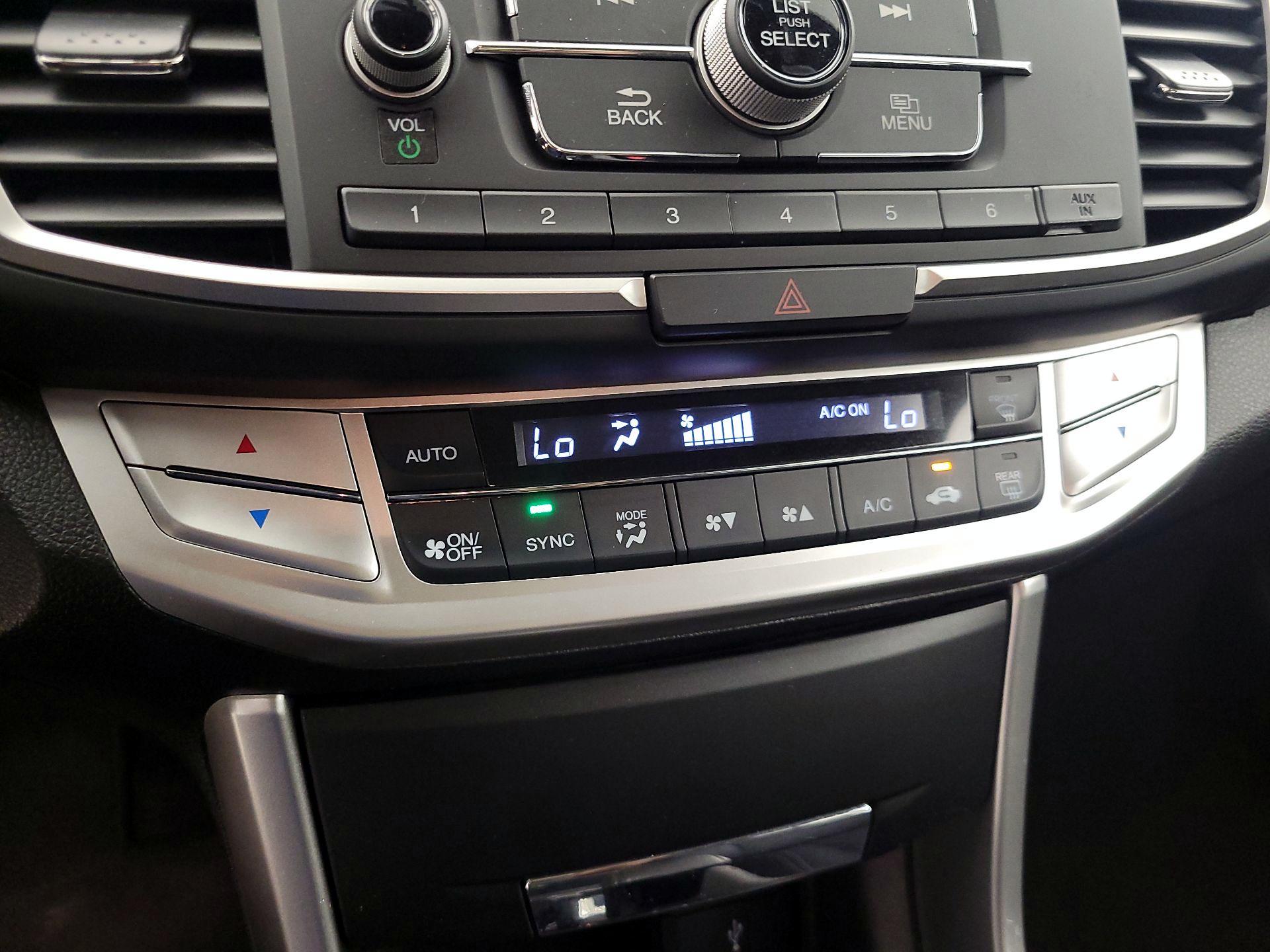 Thumbnail: 2014 Honda Accord - 16
