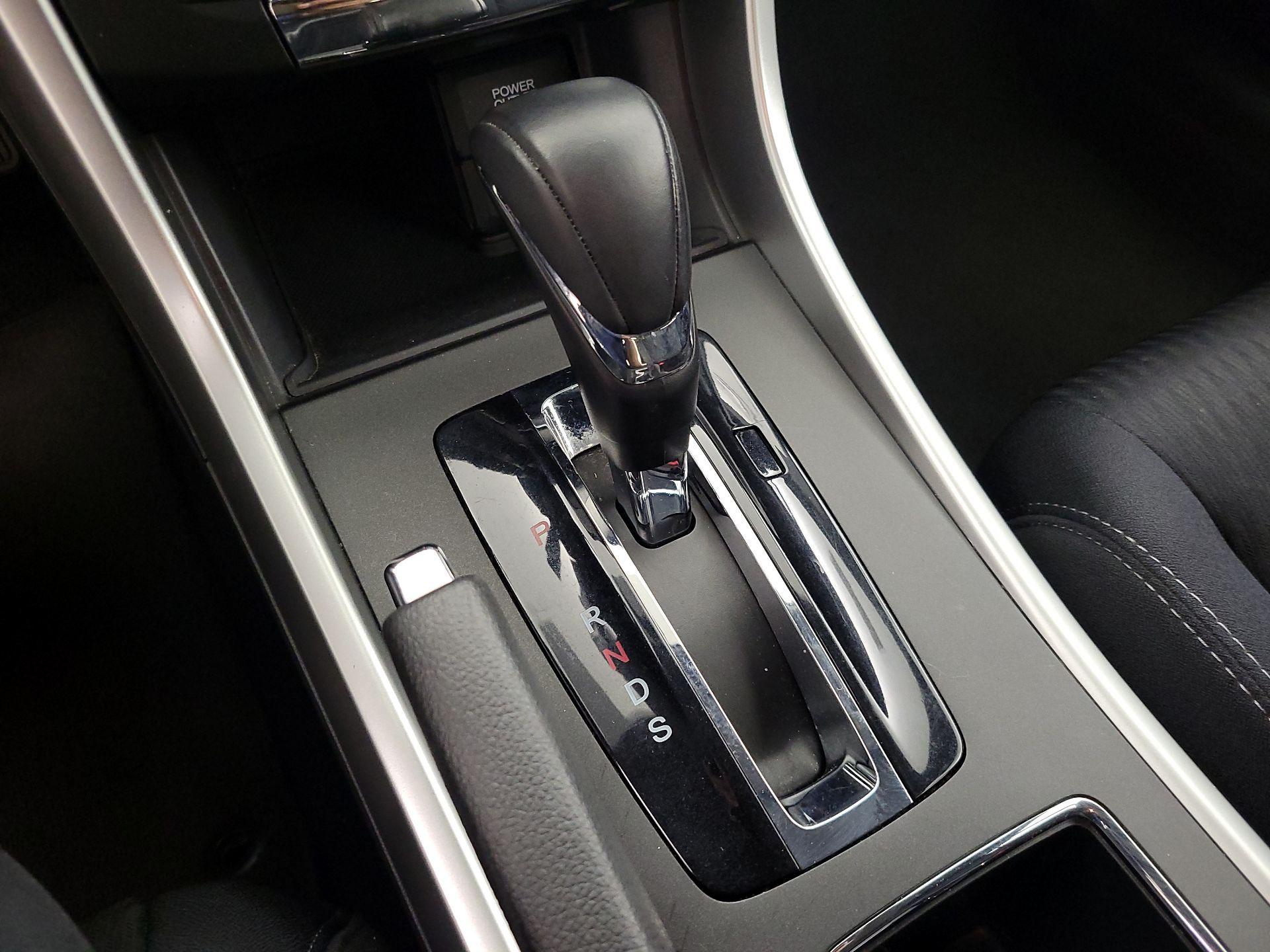 Thumbnail: 2014 Honda Accord - 17