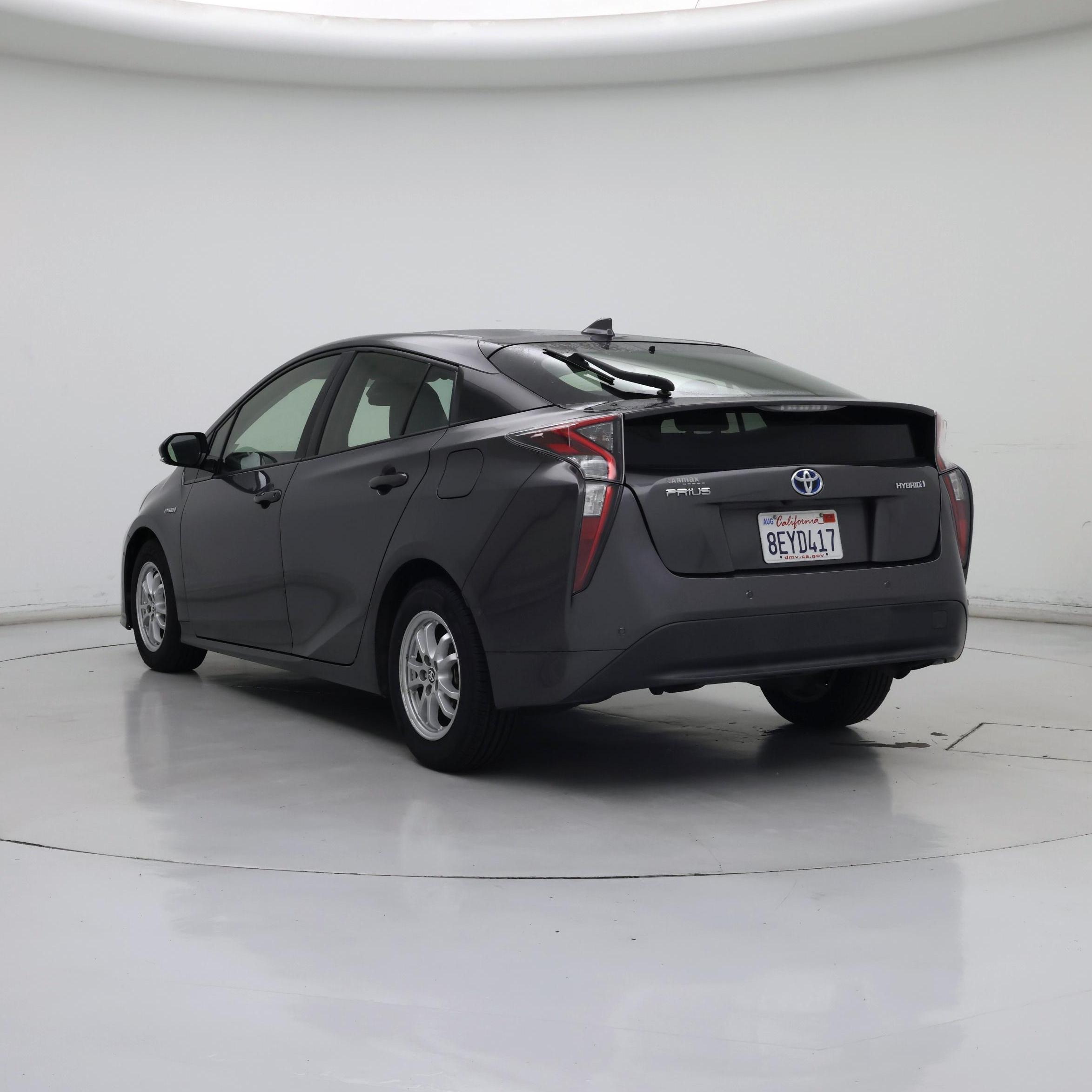 Thumbnail: 2018 Toyota Prius - 2