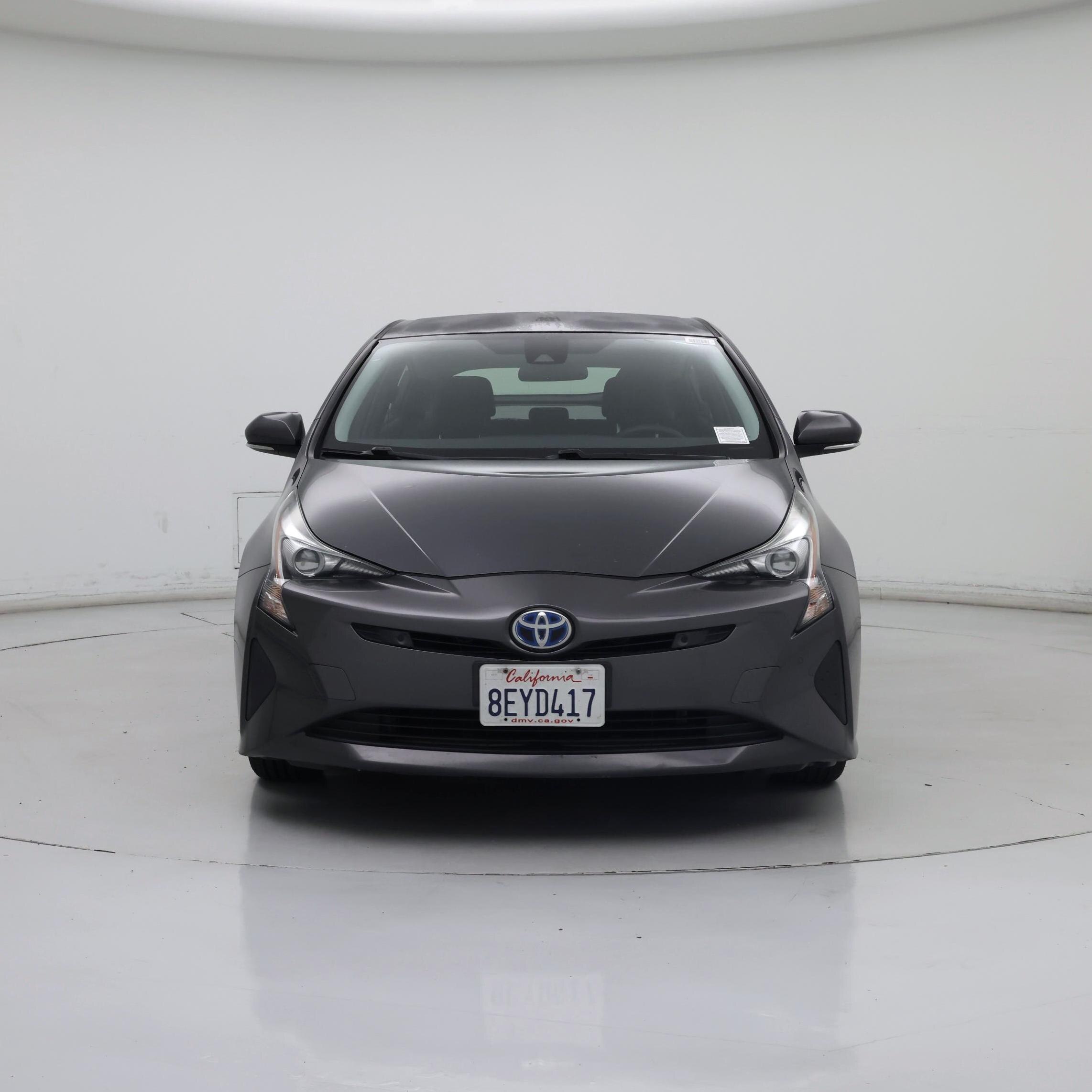 Thumbnail: 2018 Toyota Prius - 5