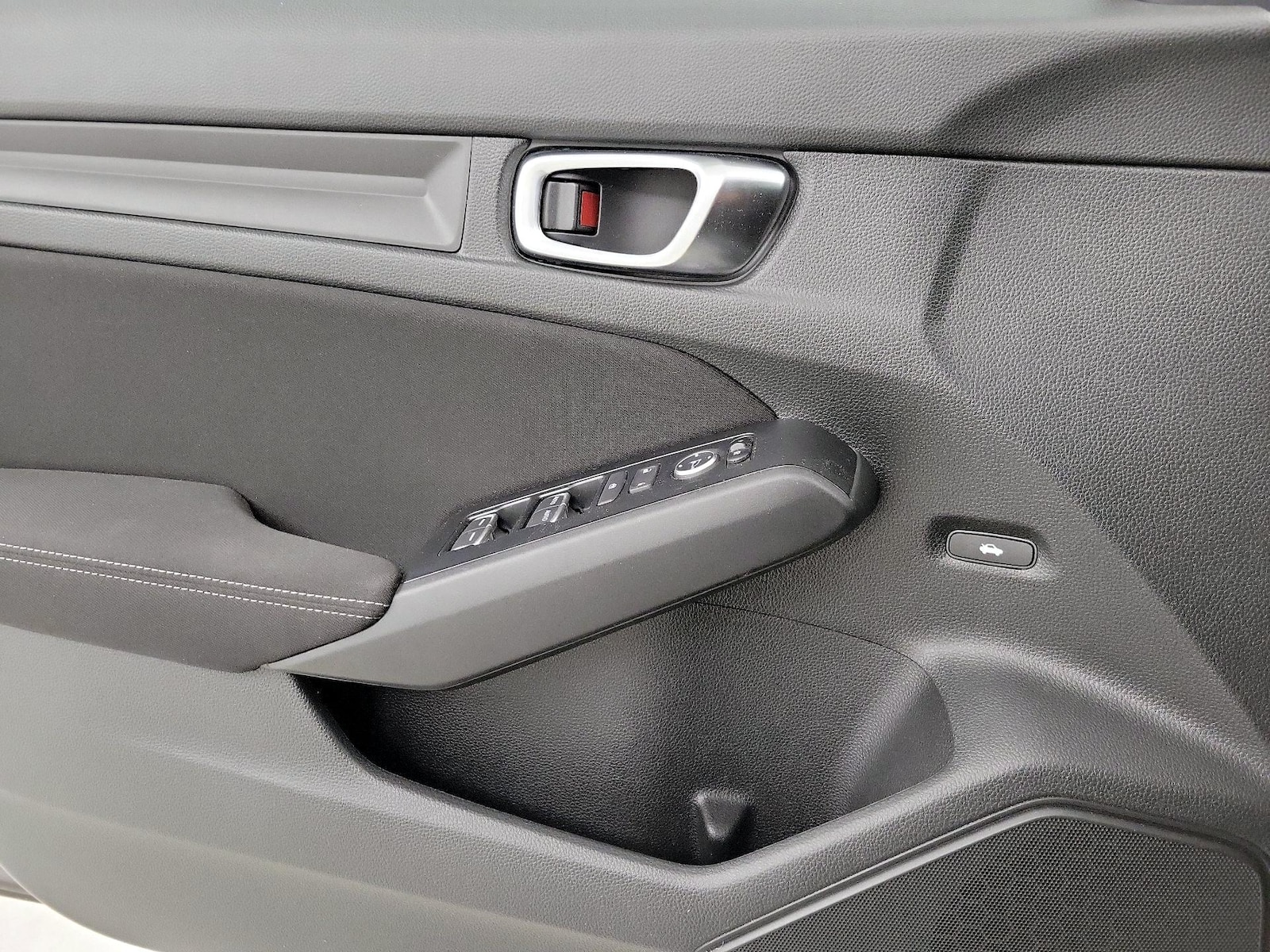 2026 Honda Civic Sport - Photo 13