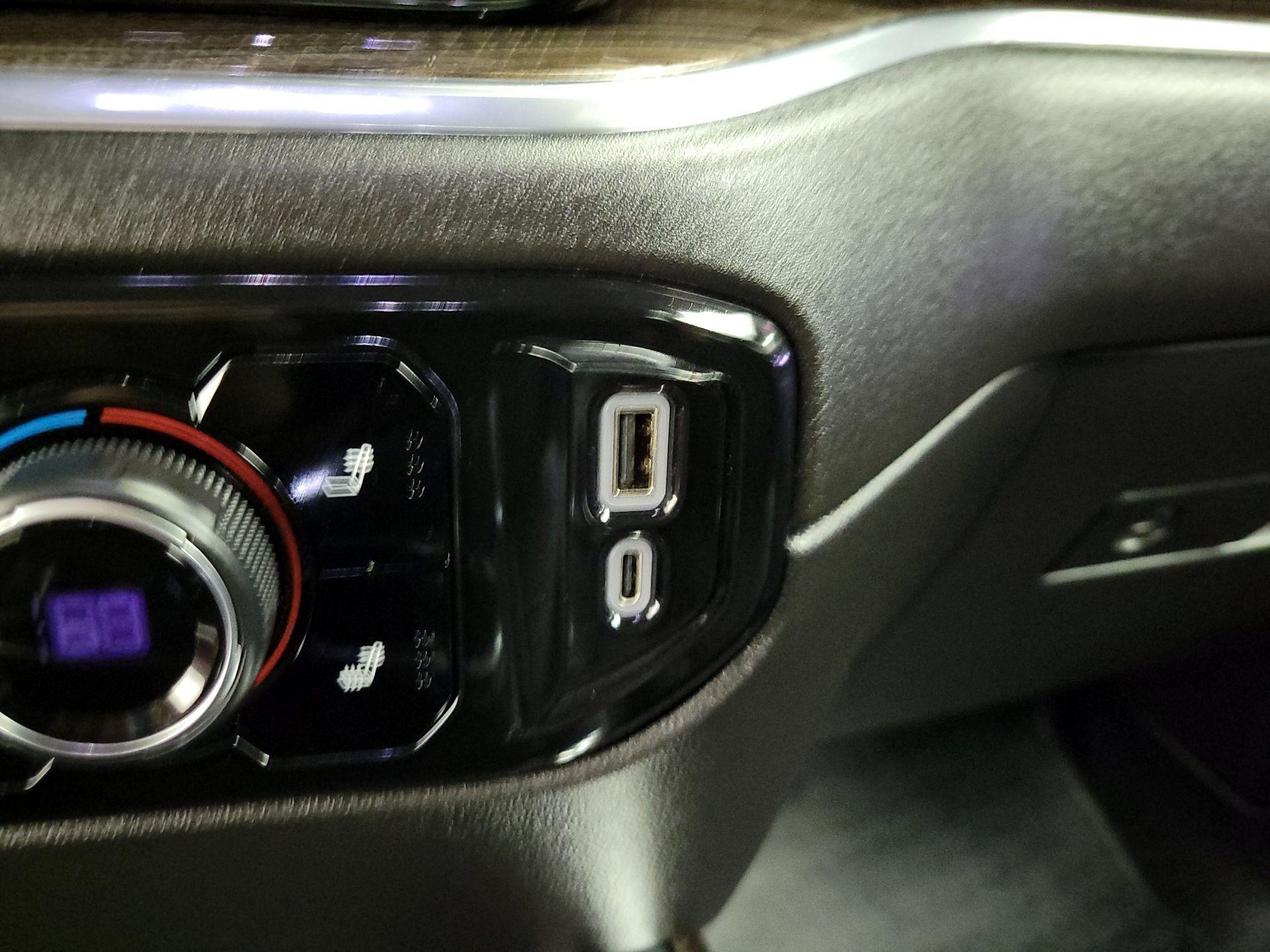 Thumbnail: 2024 Chevrolet Silverado 2500 - 19