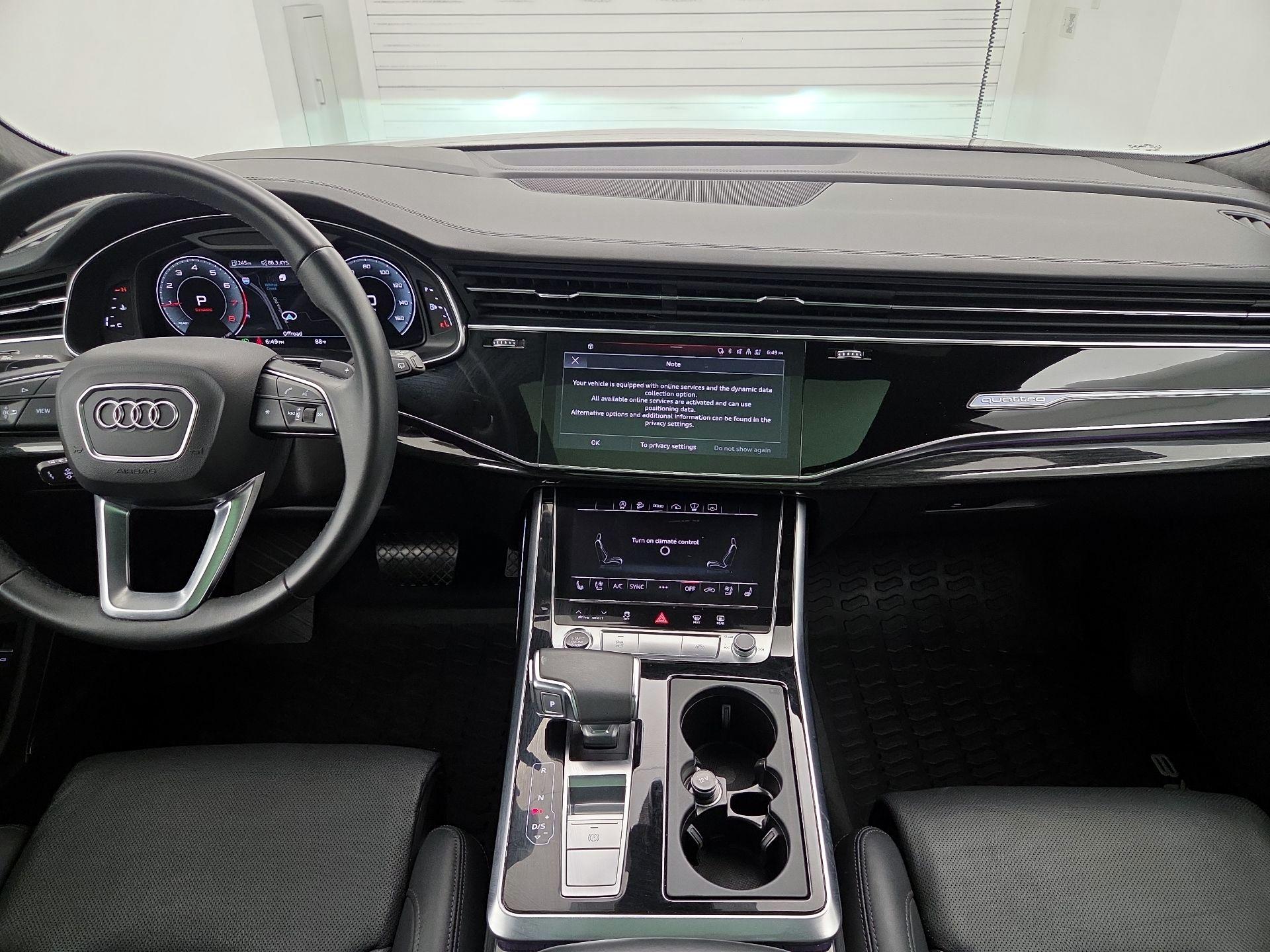 Thumbnail: 2022 Audi Q8 - 9