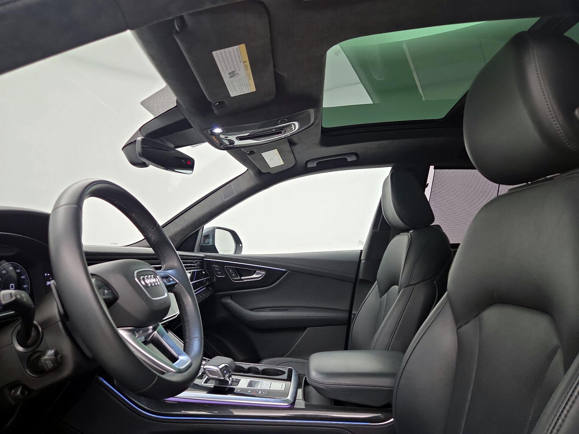 Thumbnail: 2022 Audi Q8 - 20
